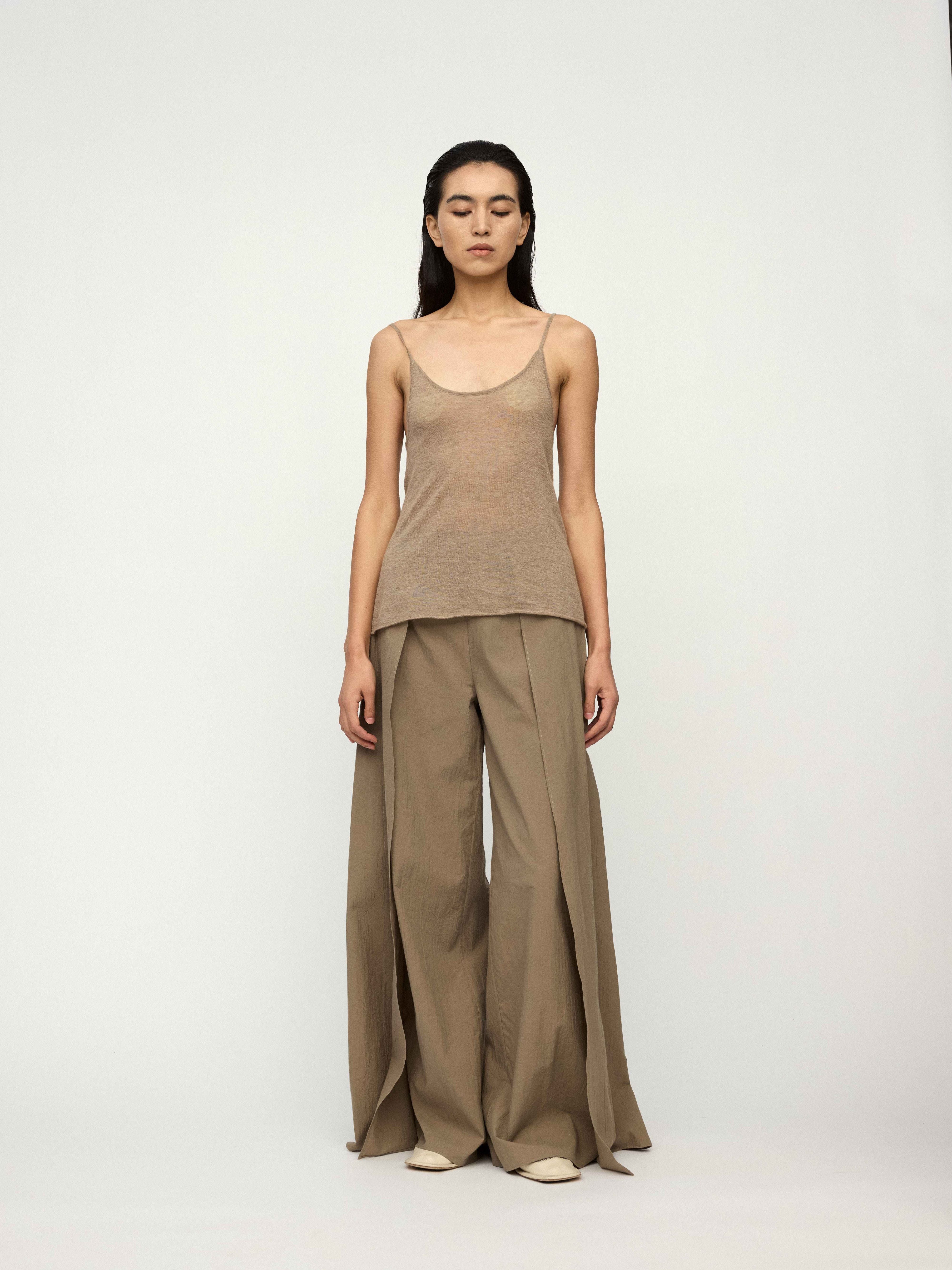 PREAW25 - BEIGE KEA SLIP