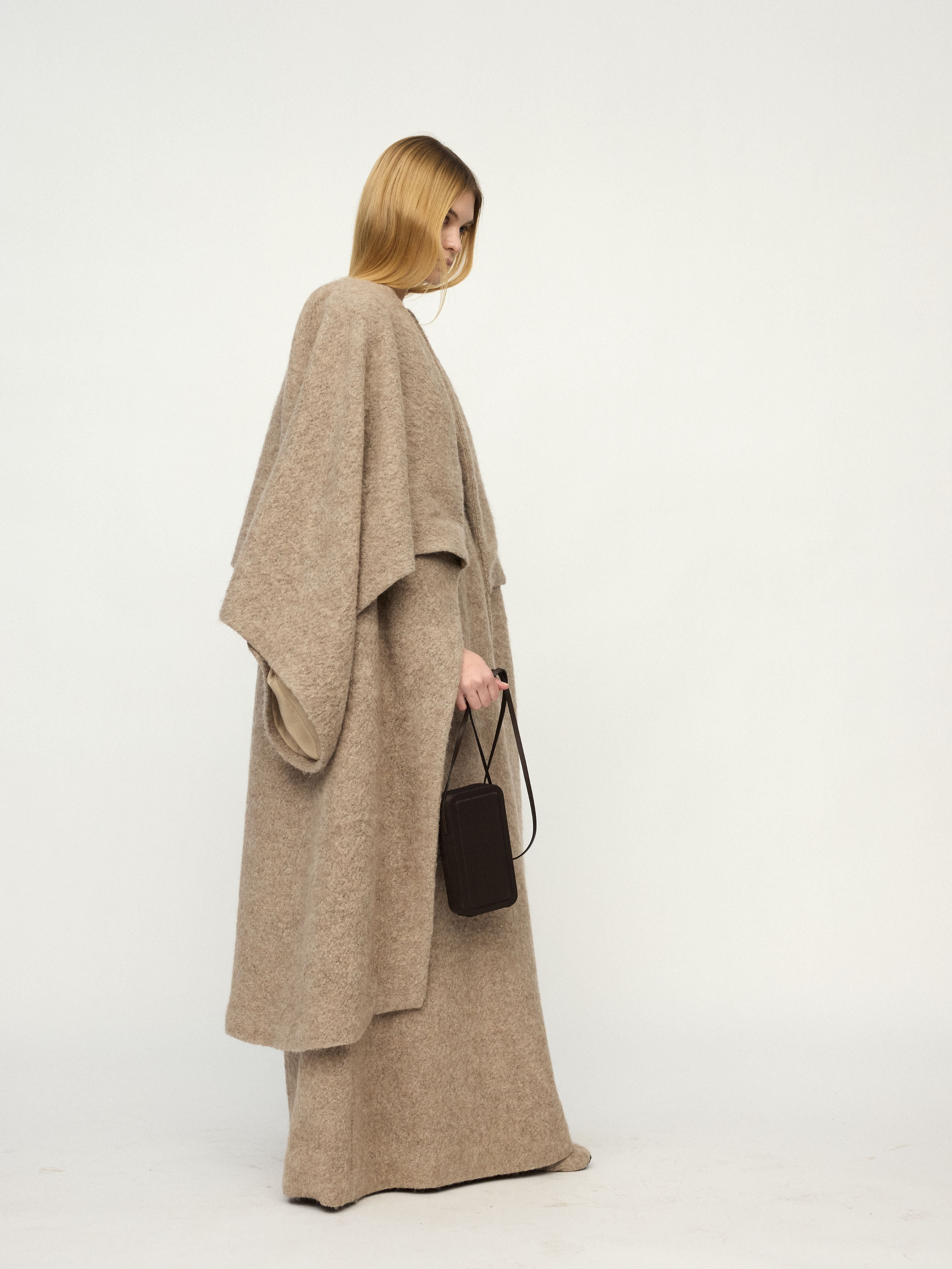 PREAW25 - SCORIA PHONE BAG