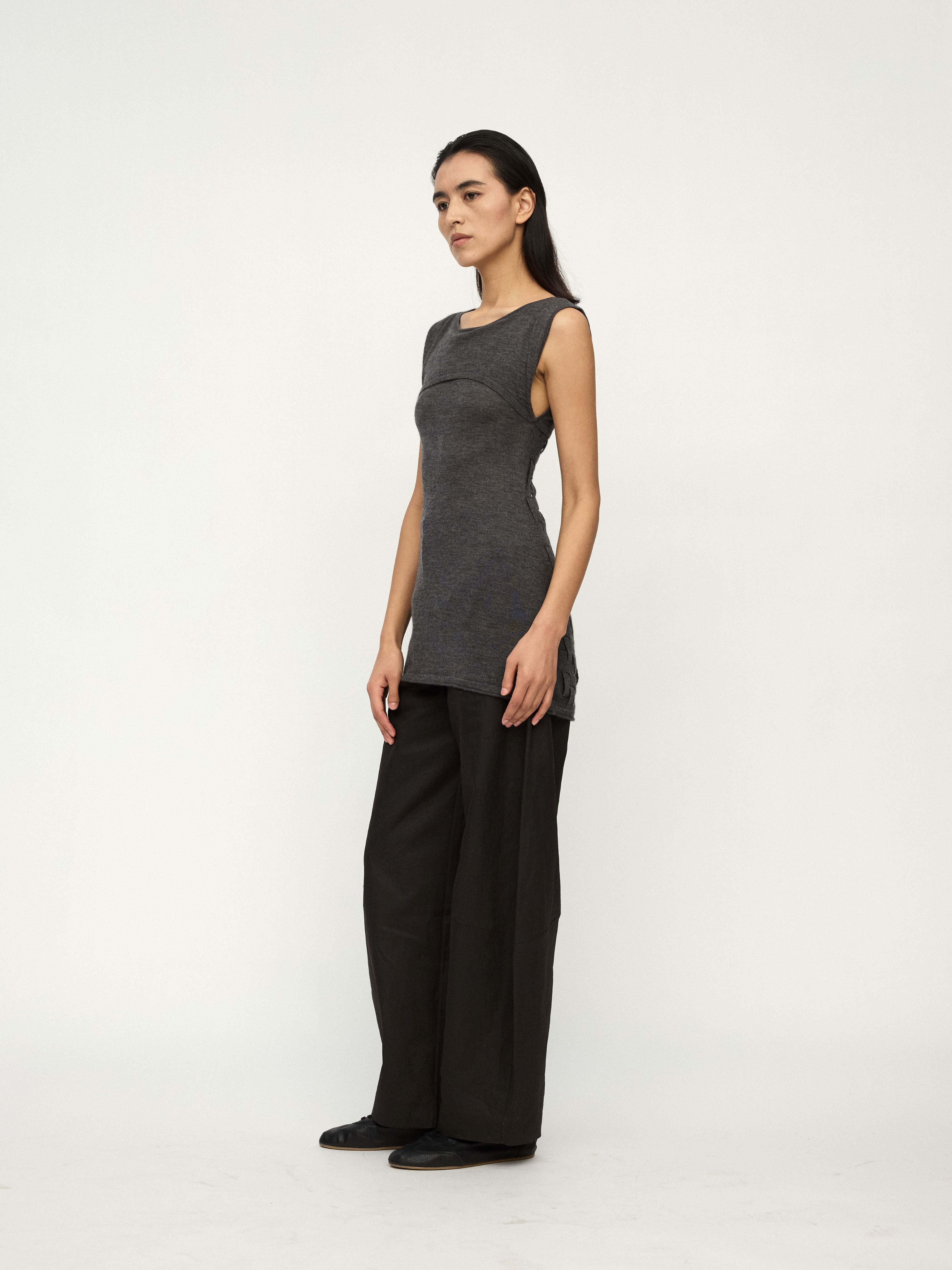 PREAW25 - DARK GREY BEQUIA TOP