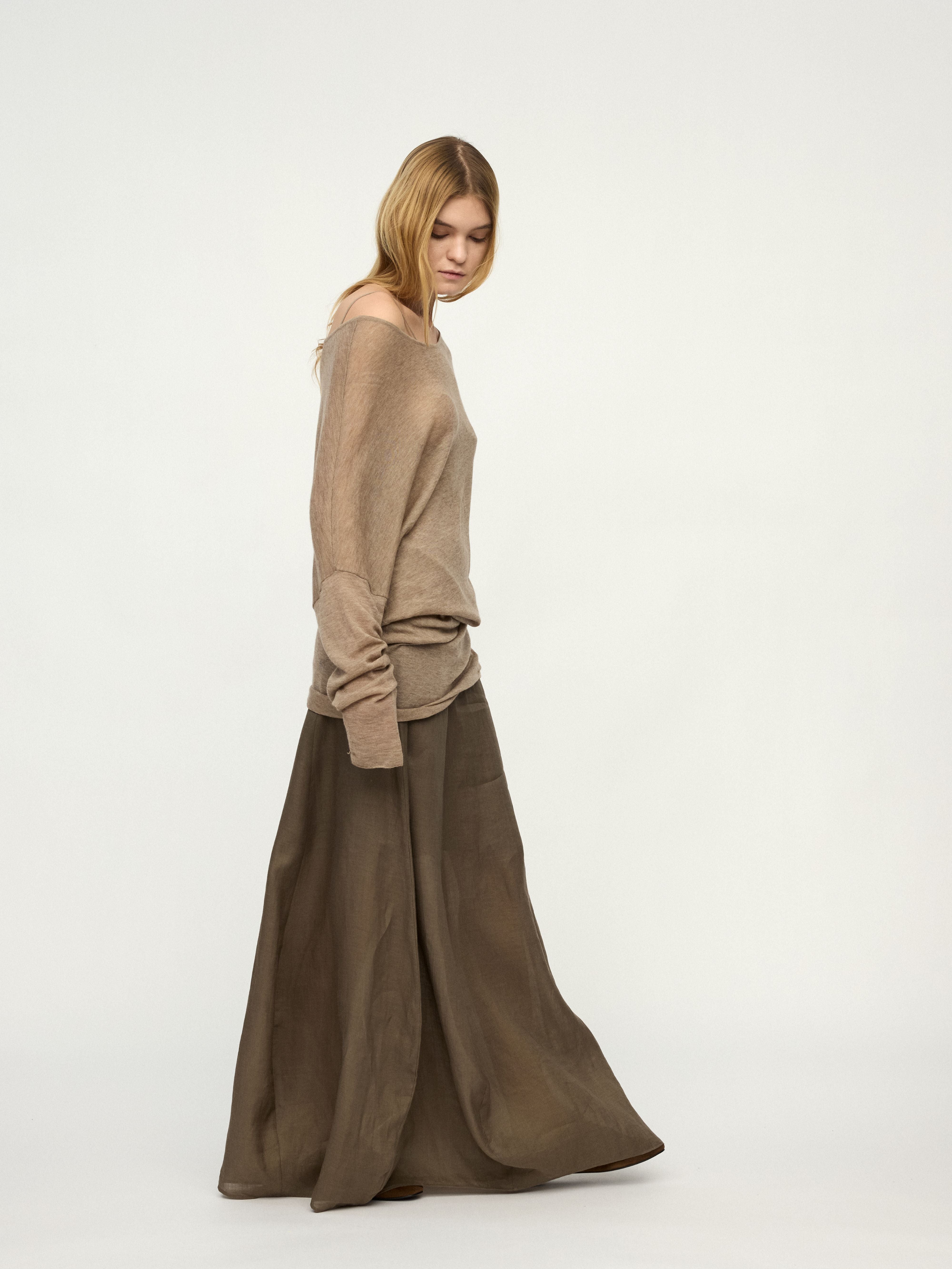 PREAW25 - BEIGE COBIA TOP