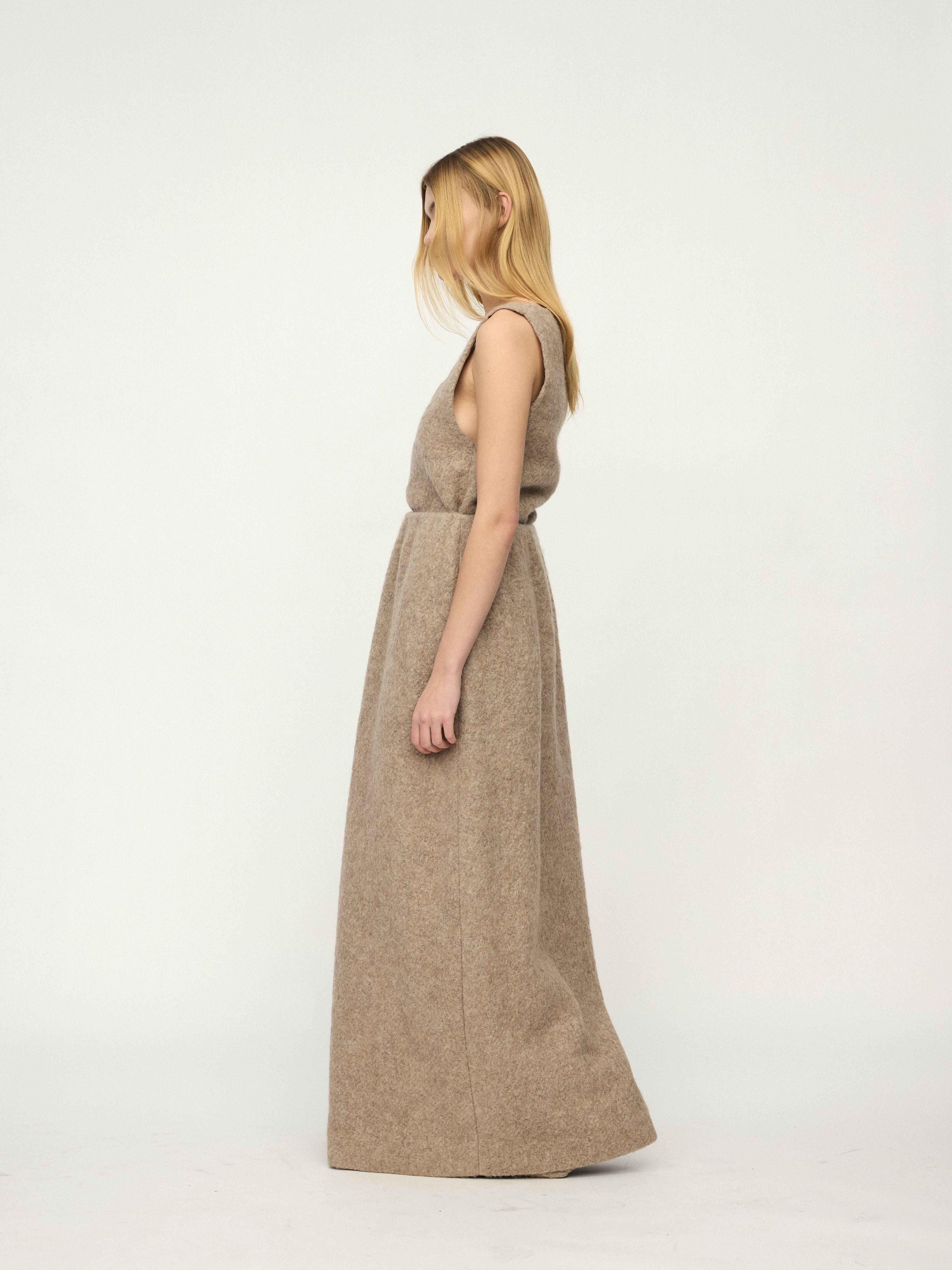 PREAW25 - STONE KEA SKIRT