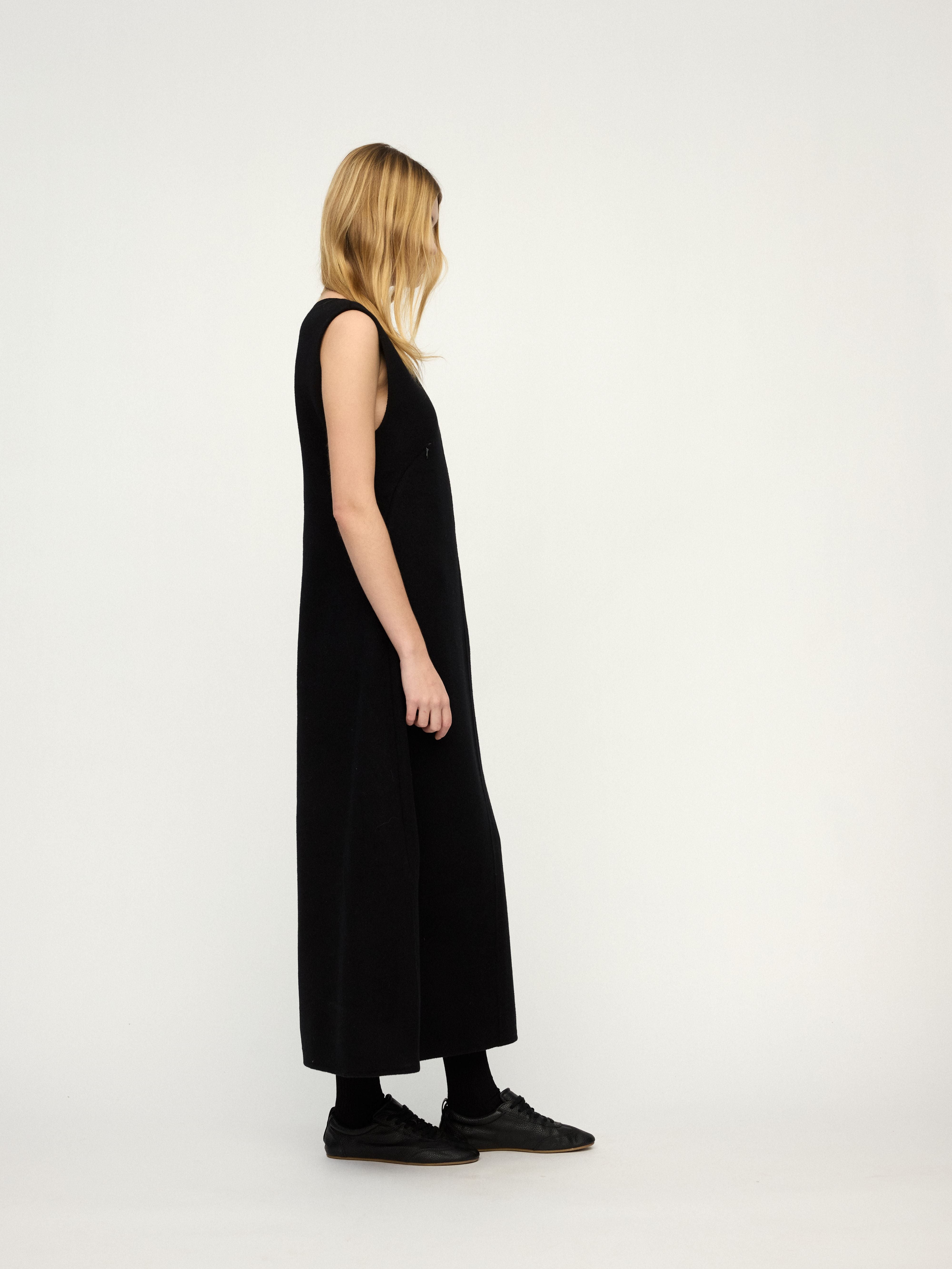 PREAW25 - BASALT NUSA ZIPPER DRESS
