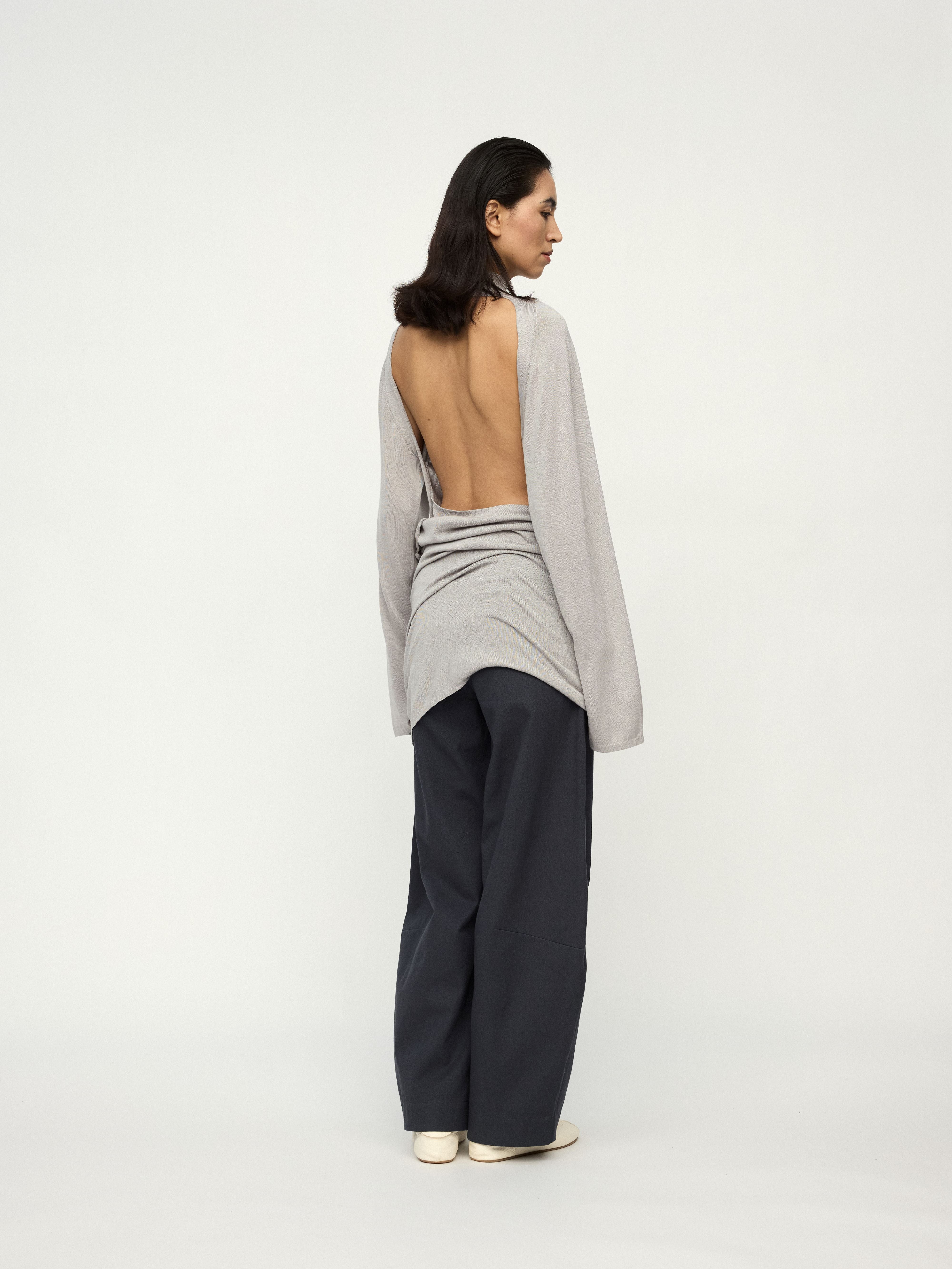 PREAW25 - LIGHT GREY EUA TOP