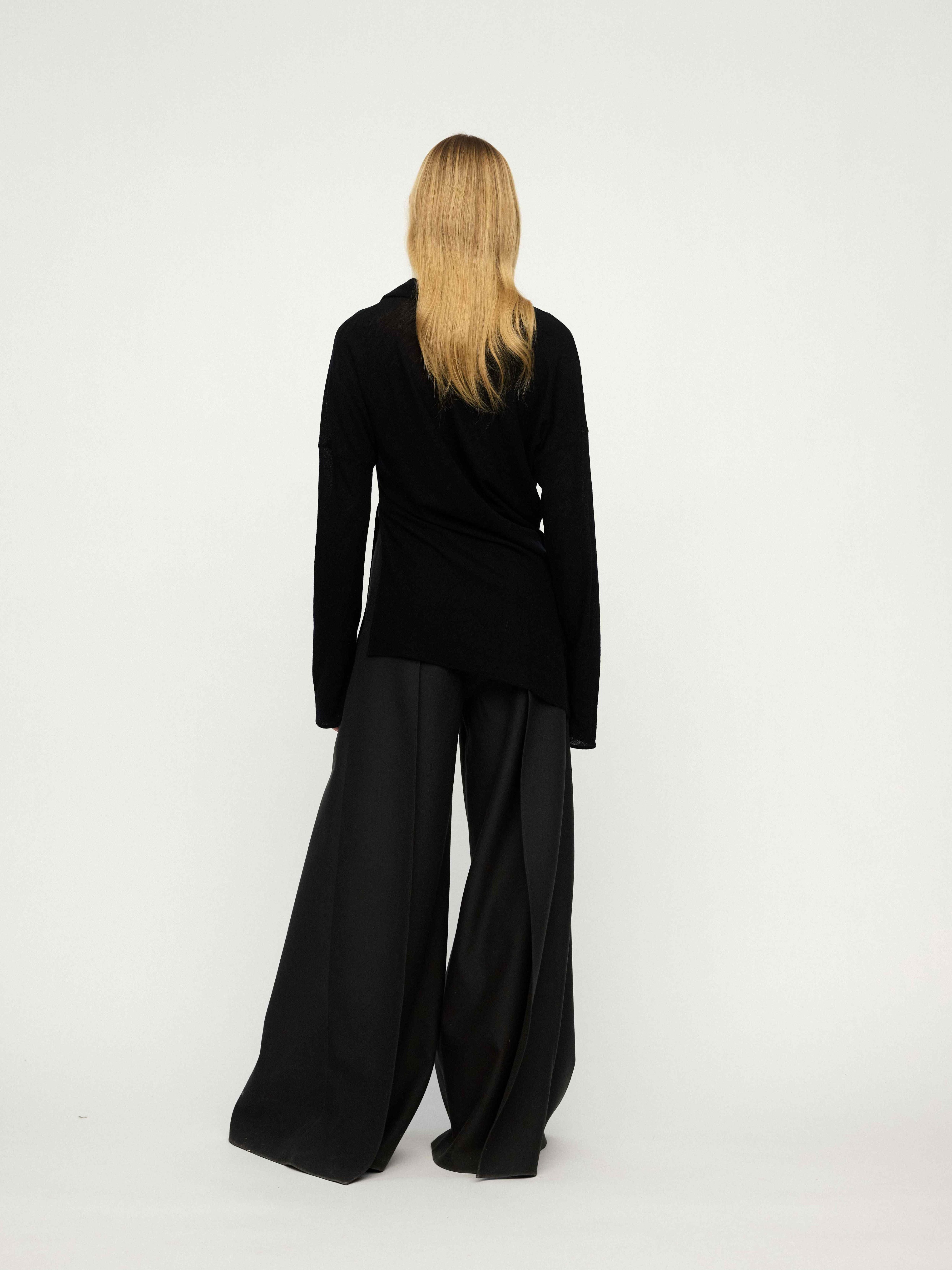 PREAW25 - JET BLACK CIELO TOP