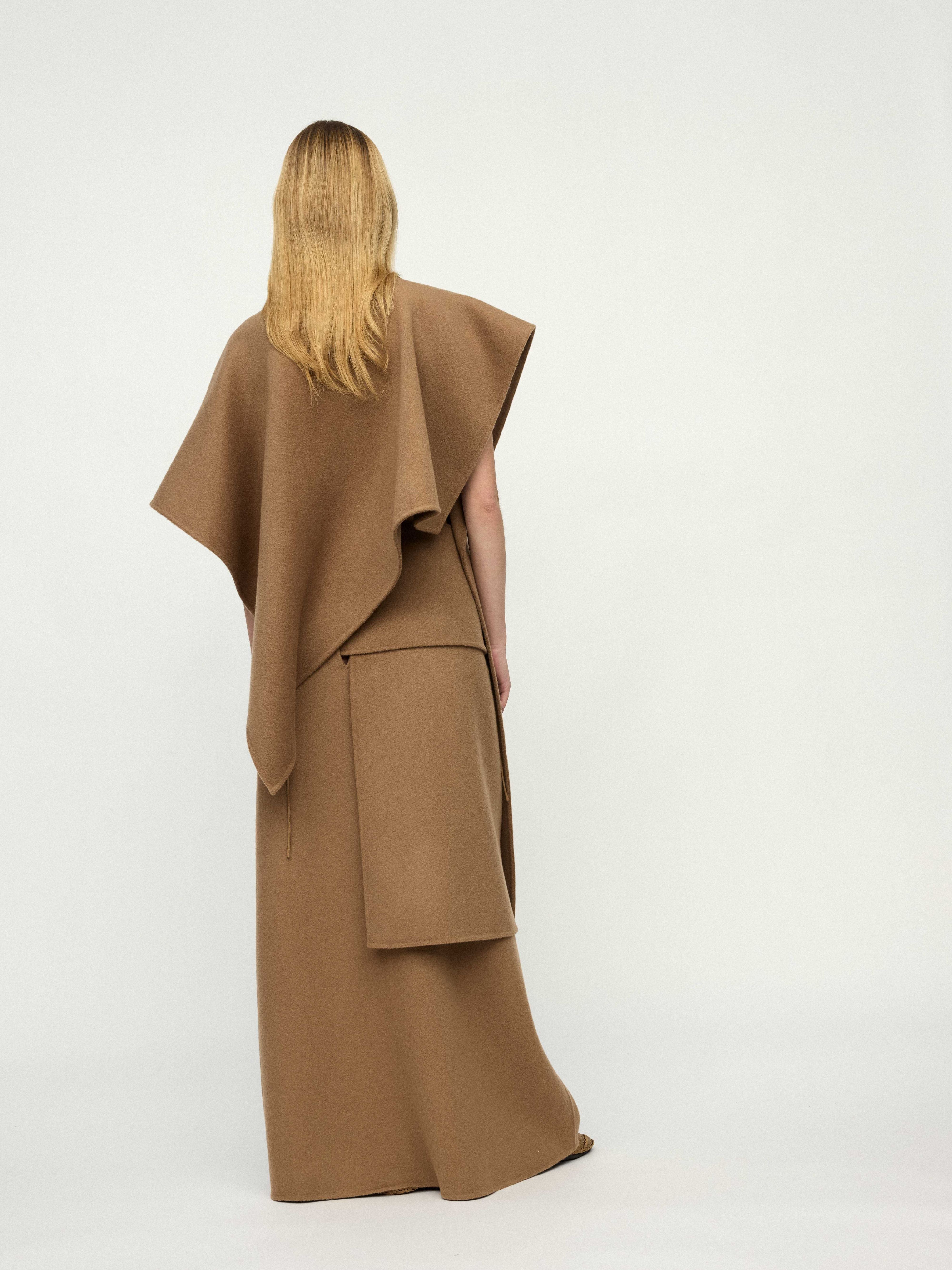 PREAW25 - SUNLIT MAUKE CAPE