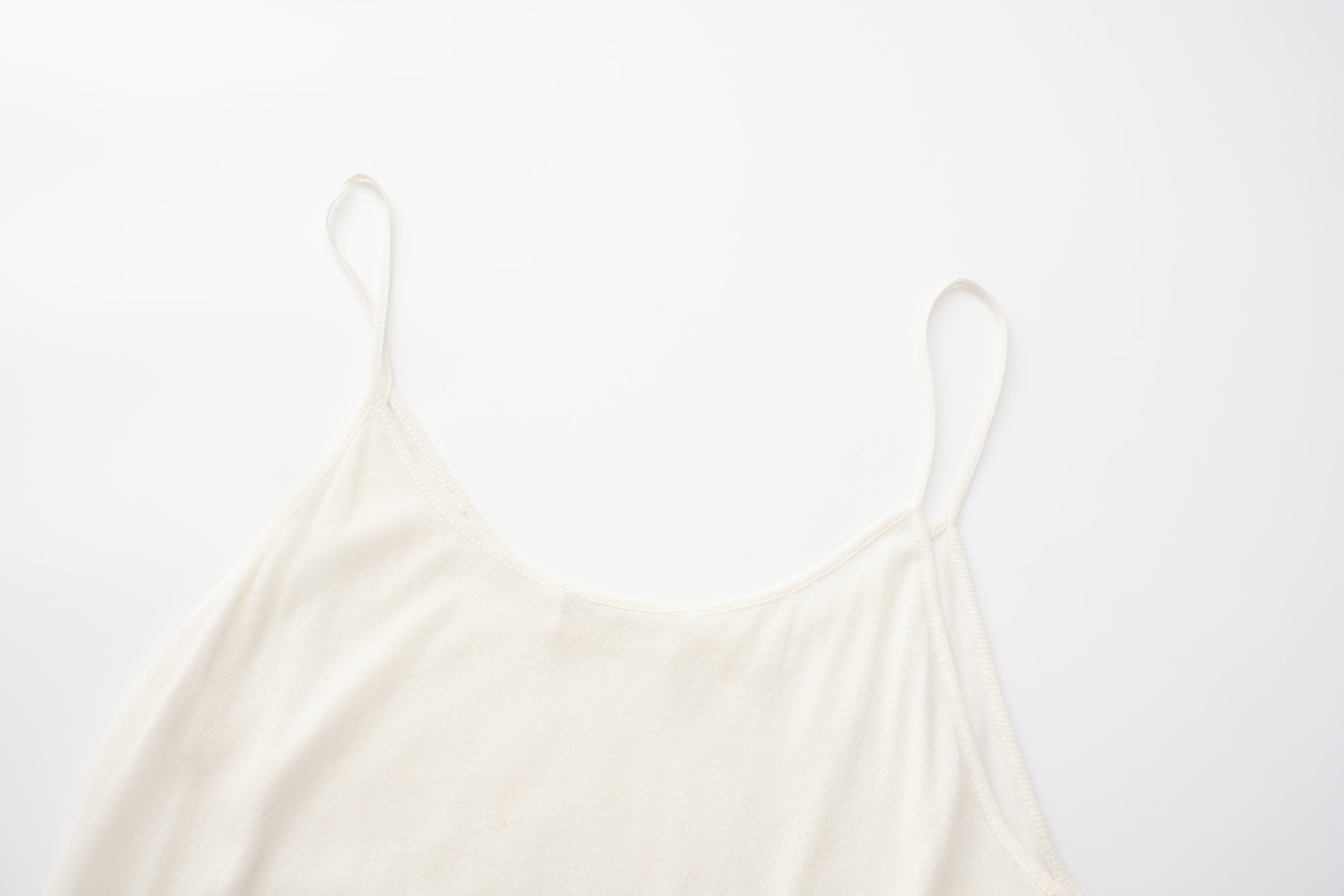 SS25 - CERAMIC WHITE LOS SLIP TOP