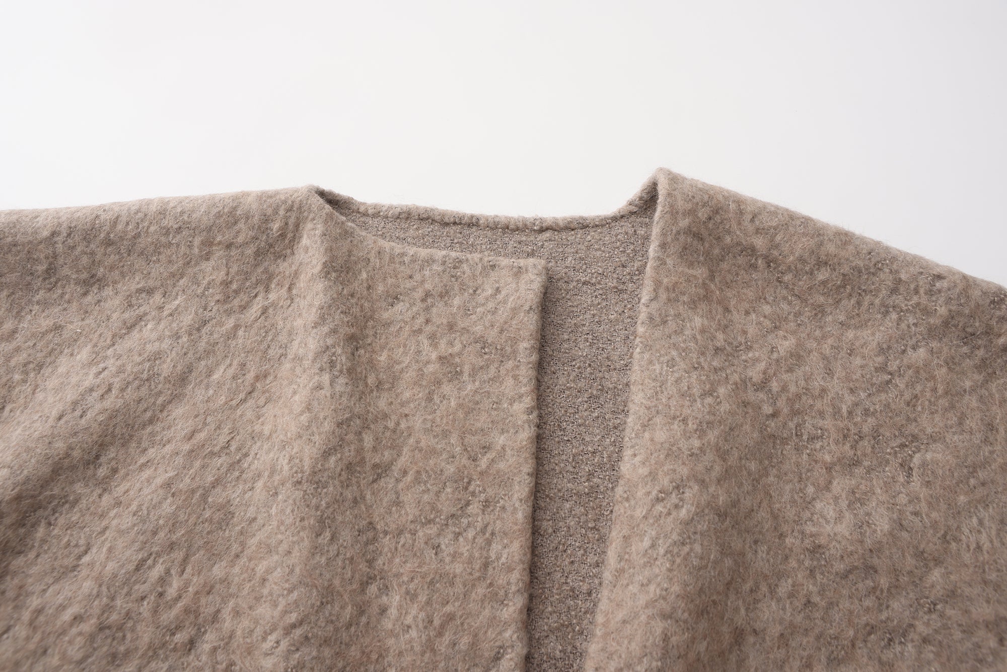 PREAW25 - STONE MAUKE CAPE