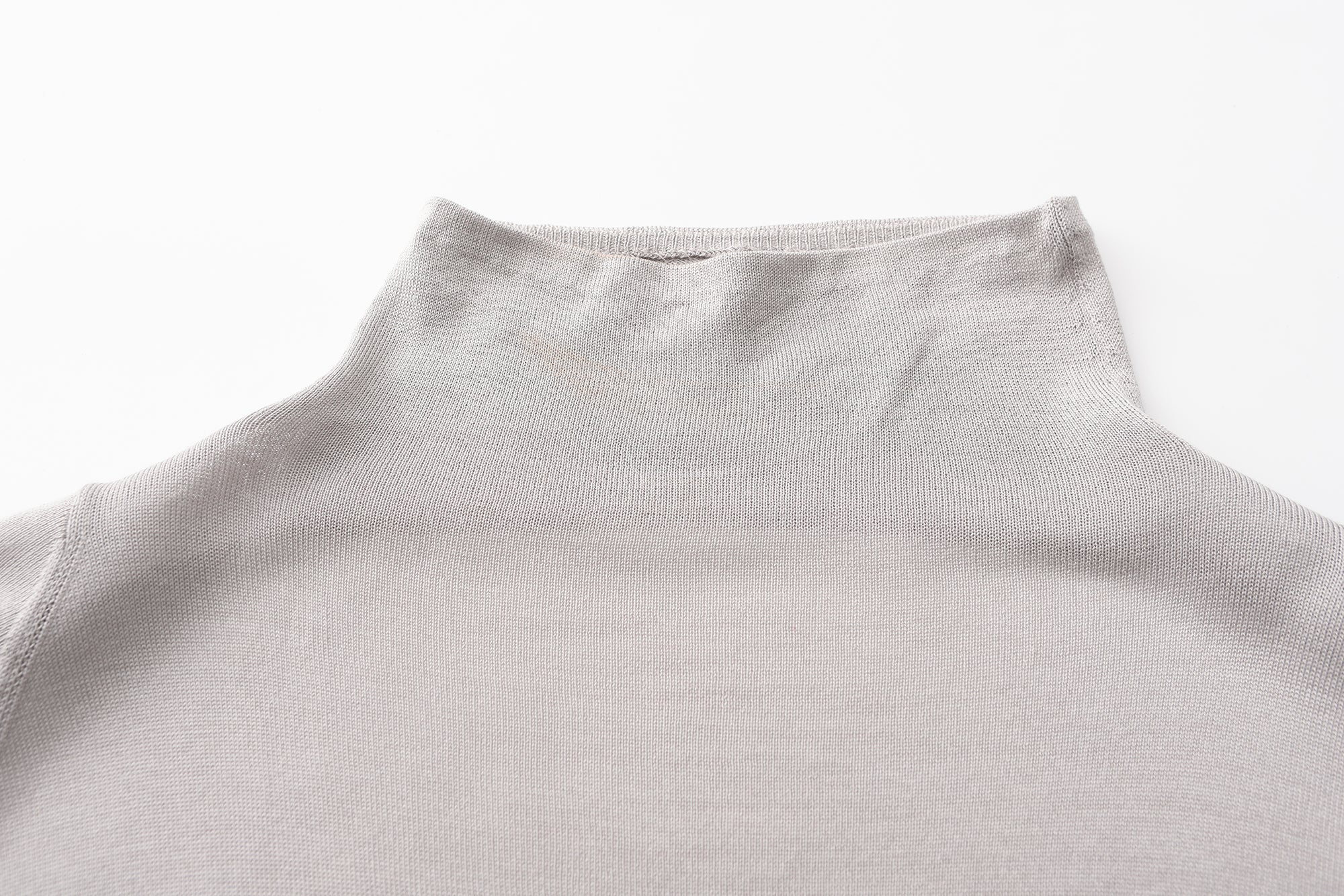 PREAW25 - LIGHT GREY EUA TOP