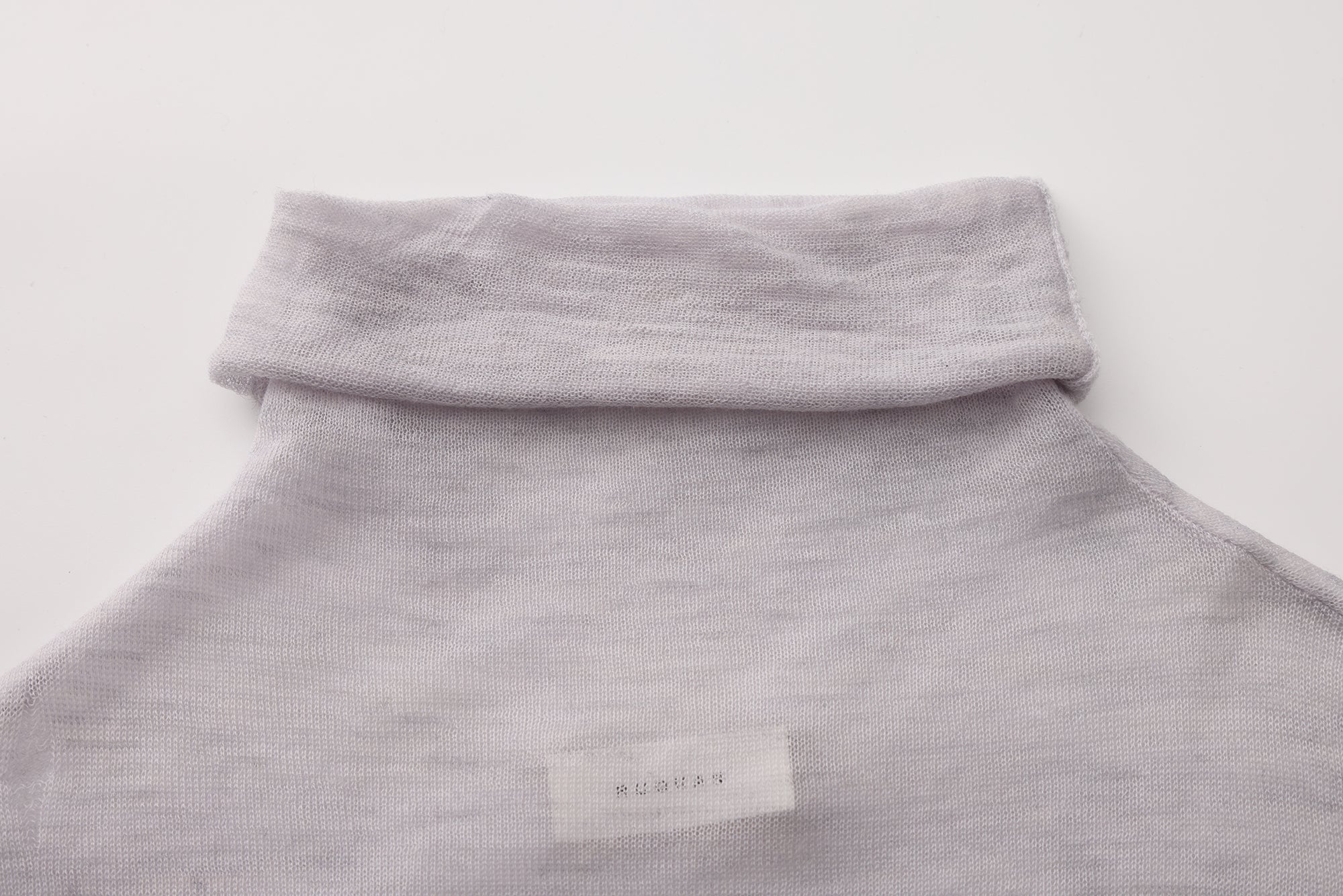 AW25 - FOG FROST TURTLE NECK TOP