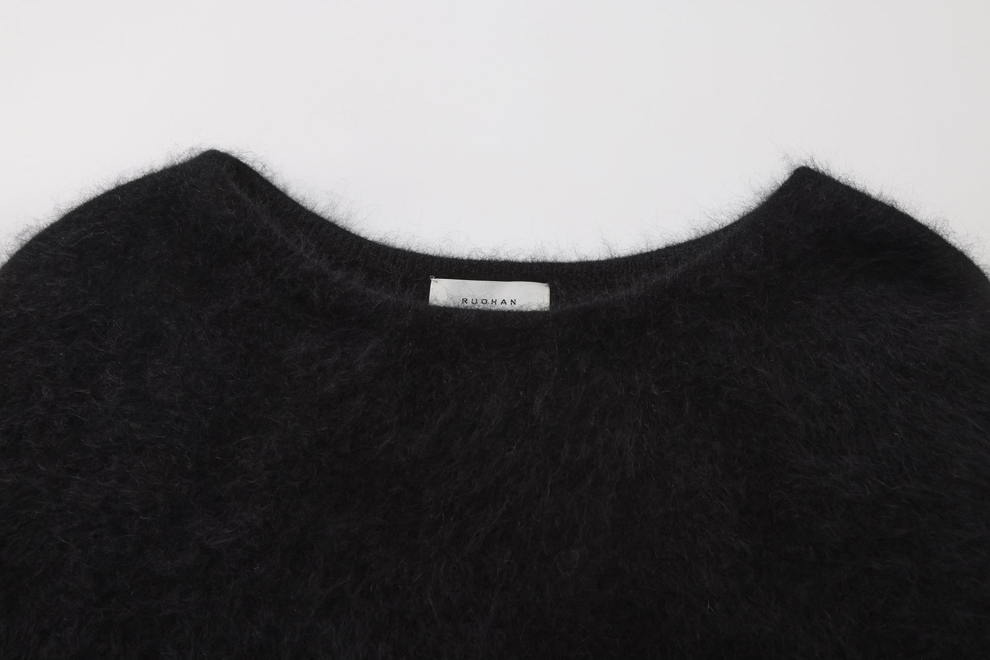 AW25 - BLACK LIMA TOP