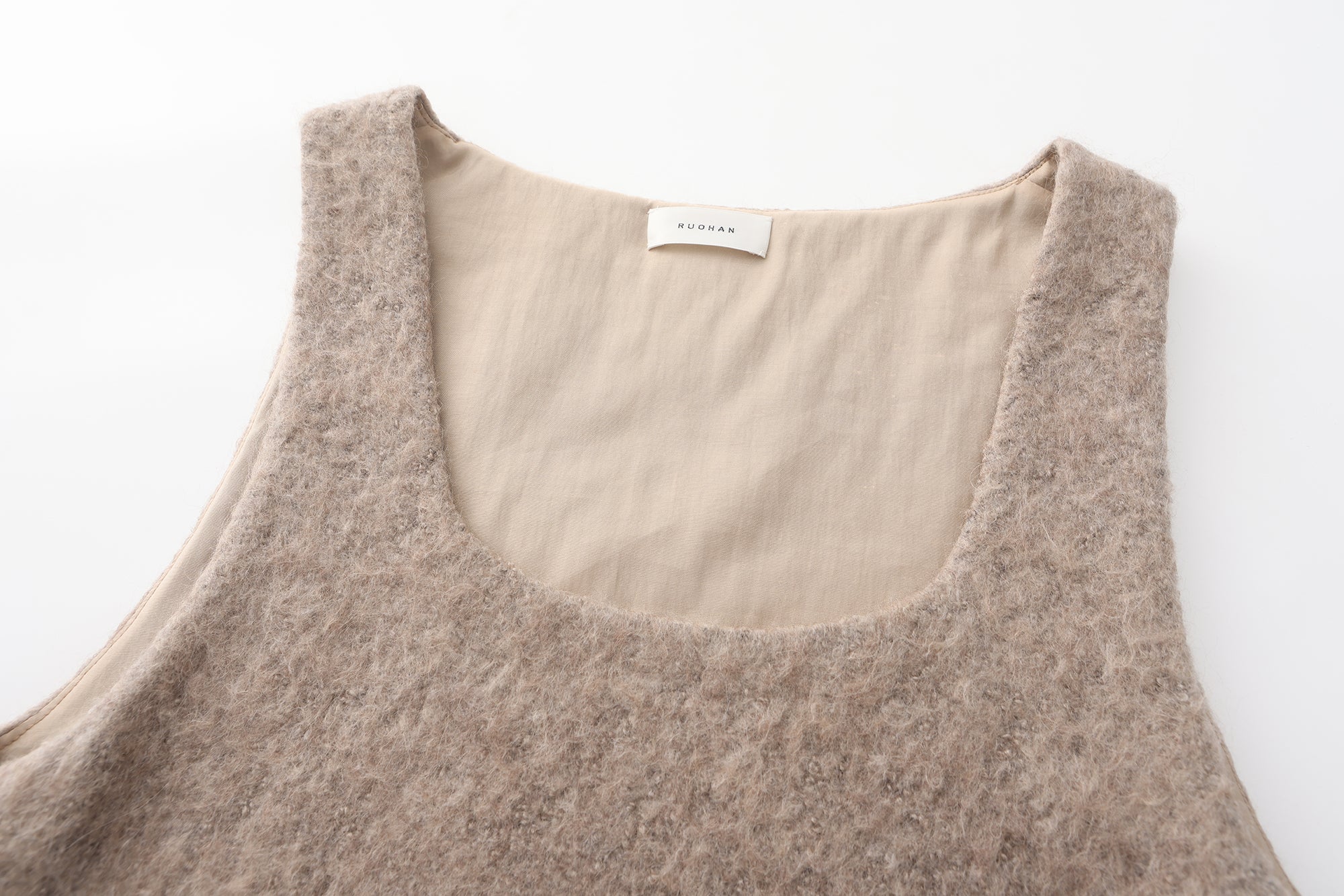 PREAW25 - STONE TILE TANK TOP
