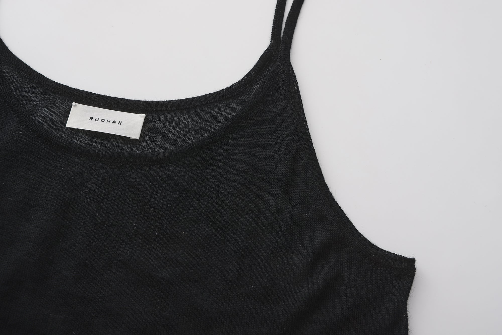 PREAW25 - BLACK KEA SLIP