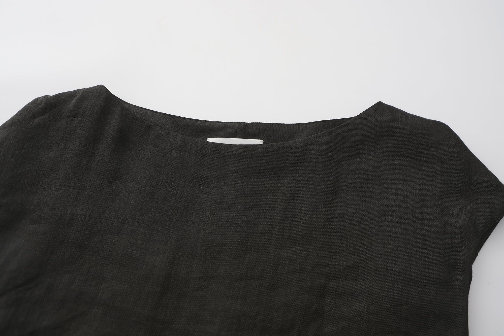 PREAW25 - CHARCOAL MOTU TOP