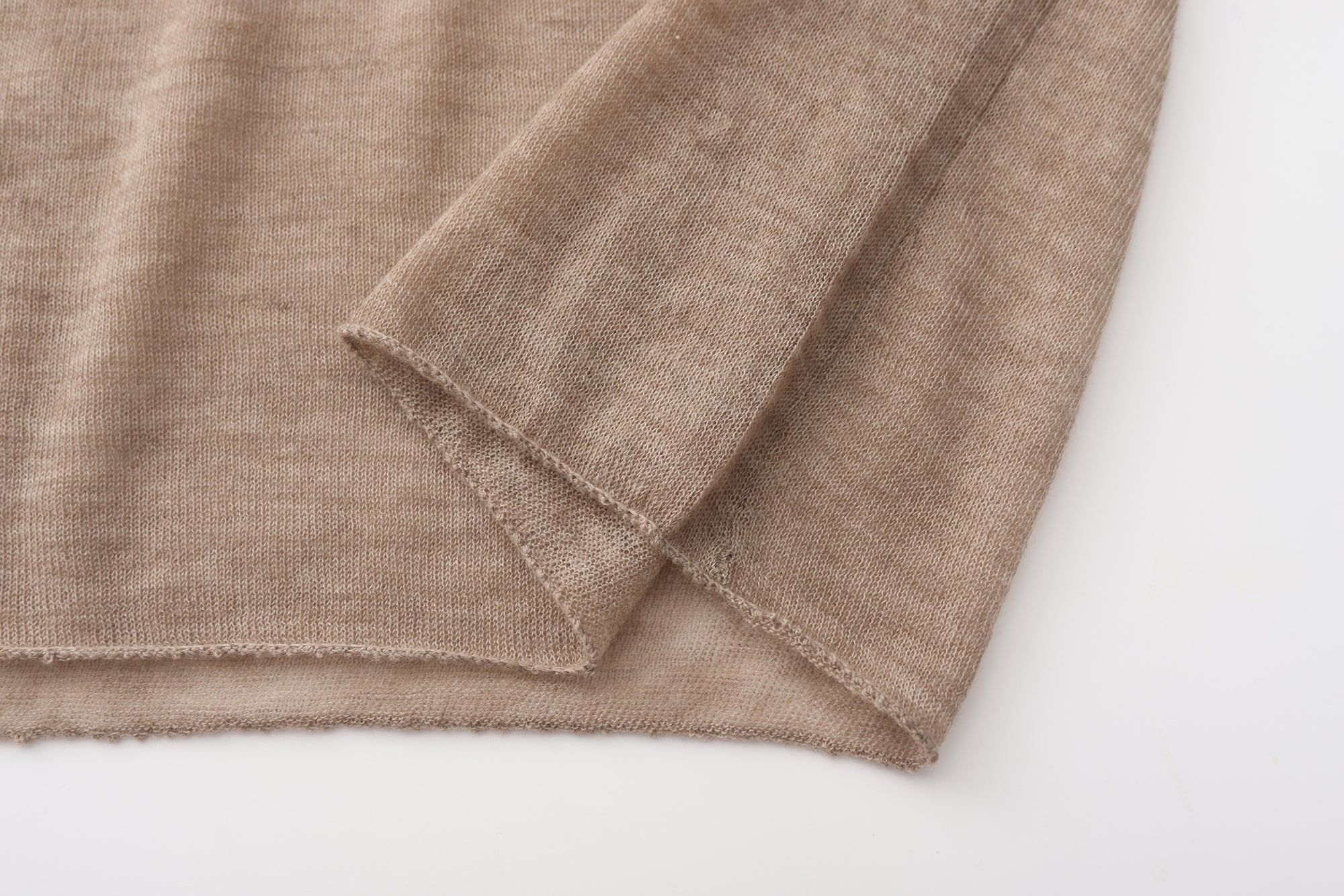 PREAW25 - BEIGE DRIP CAPE