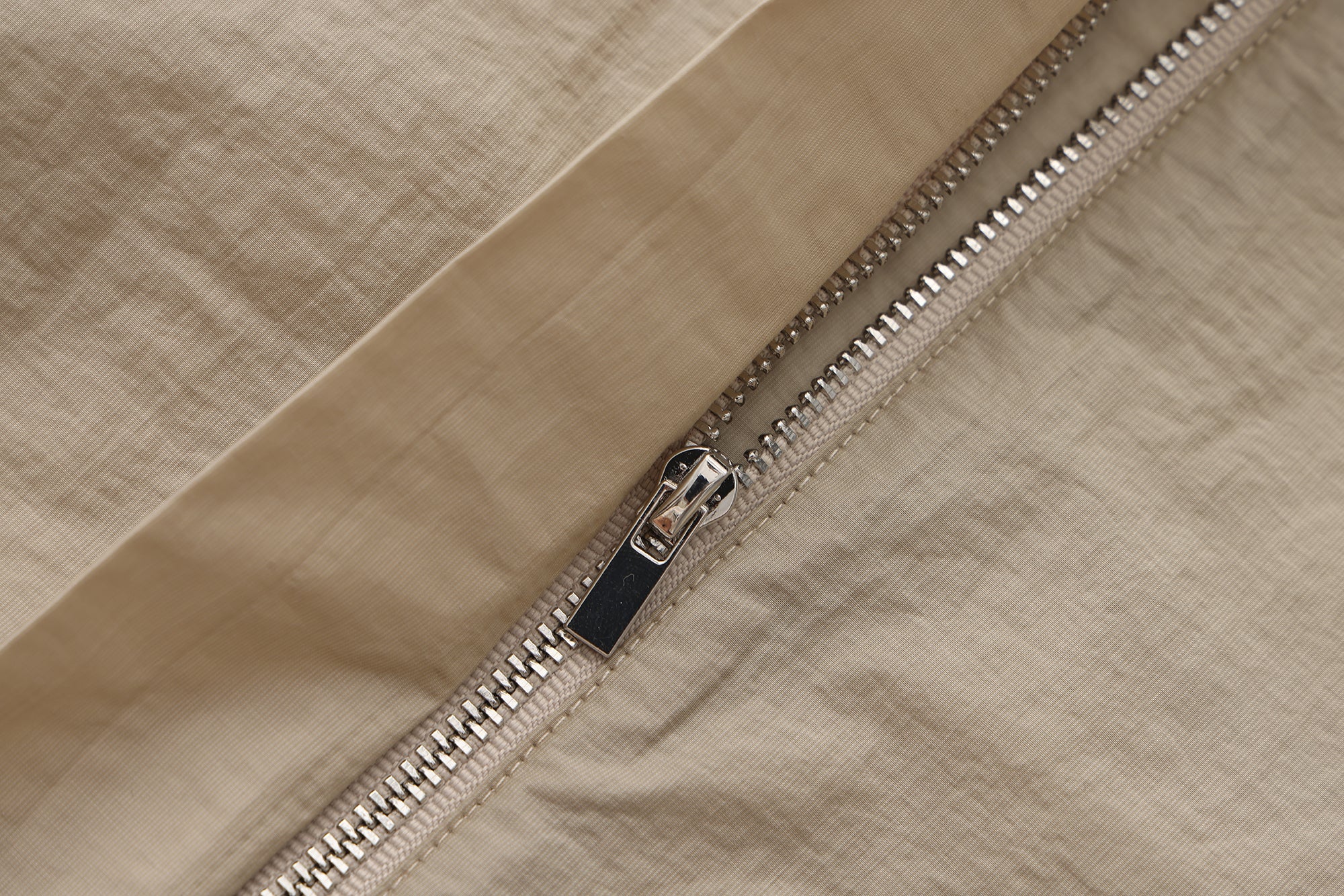 PRESS26 - SEDGE NURI TRENCH