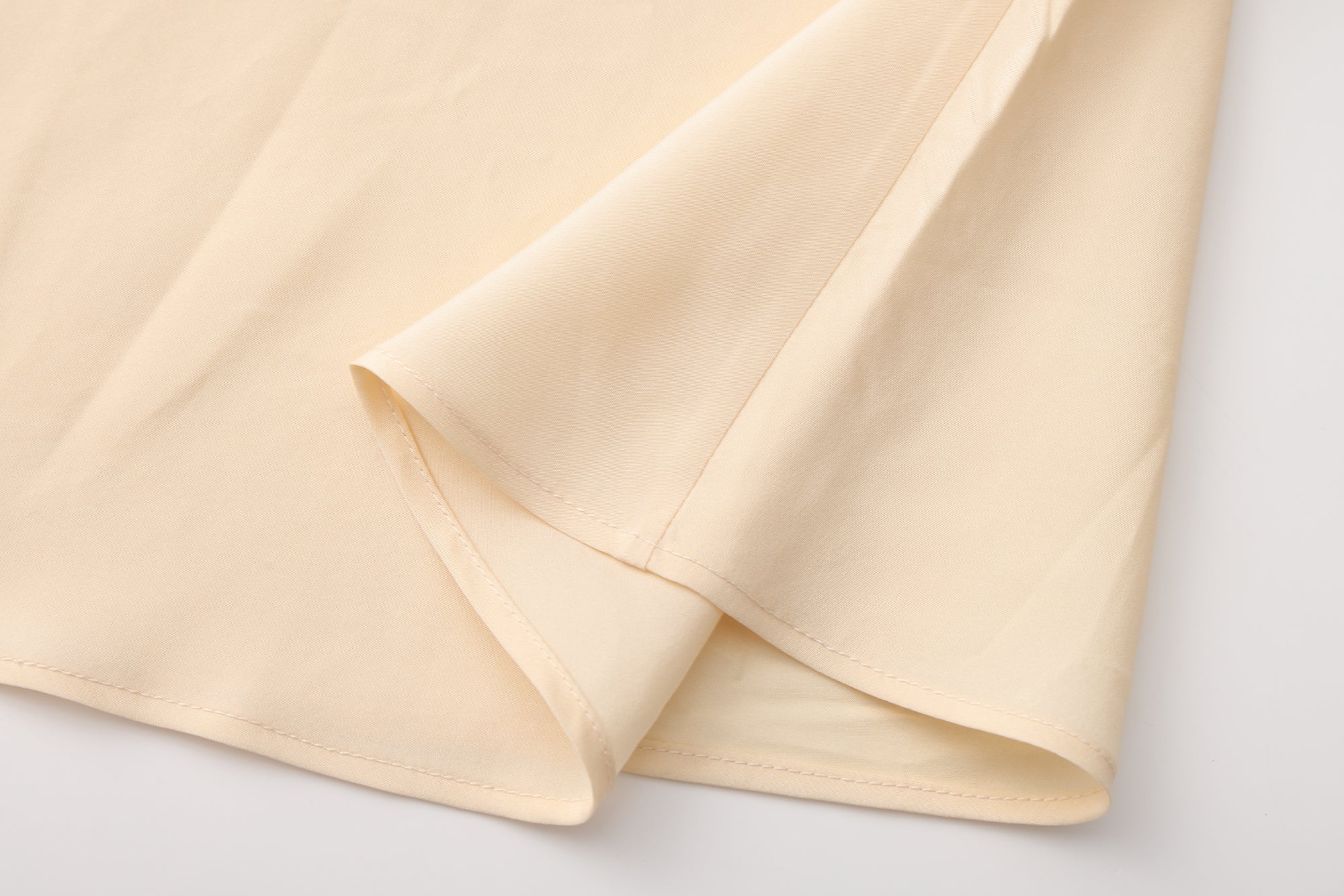 PRESS26 - DAWN ONI SLIP TOP