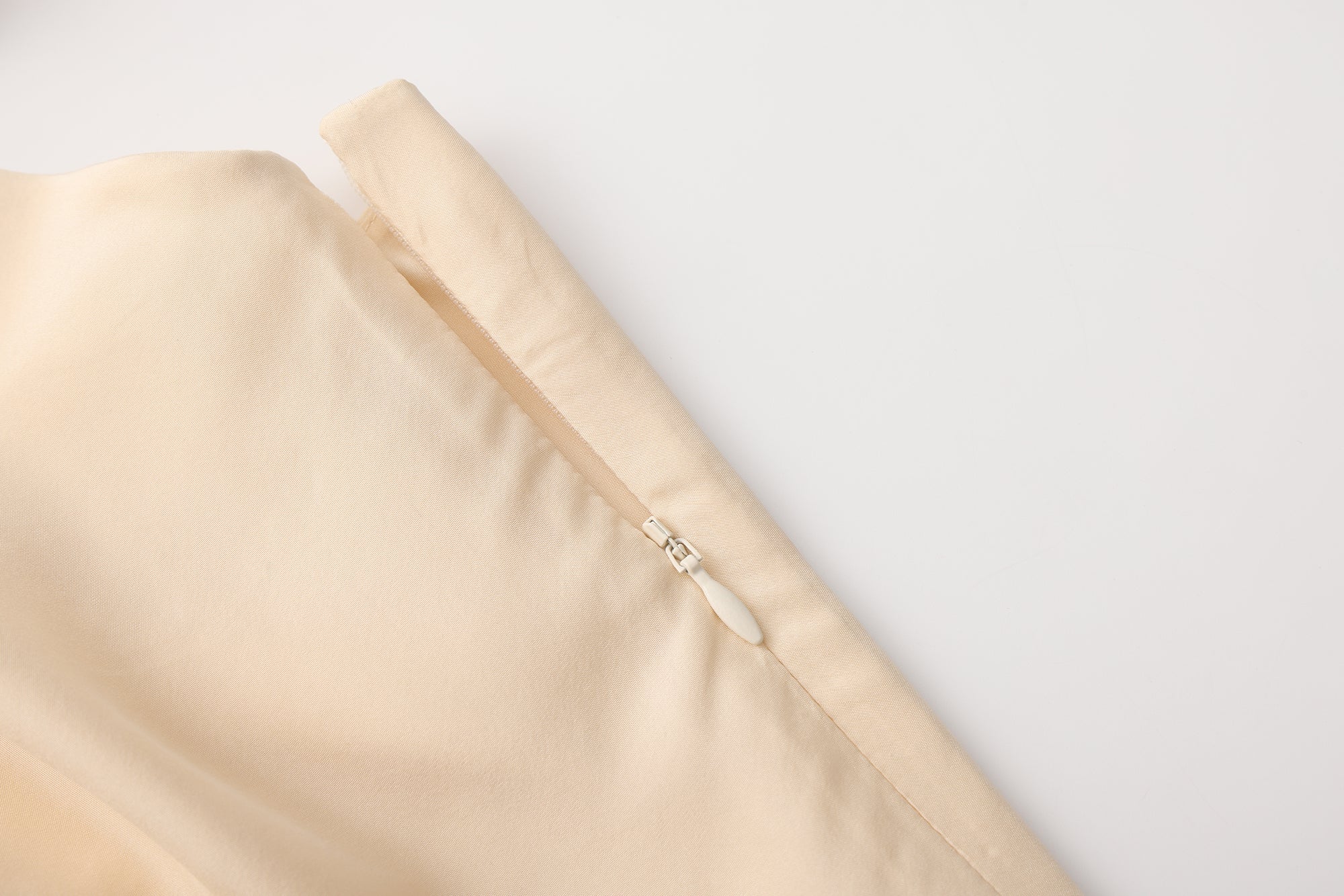 PRESS26 - DAWN TAHI DRESS