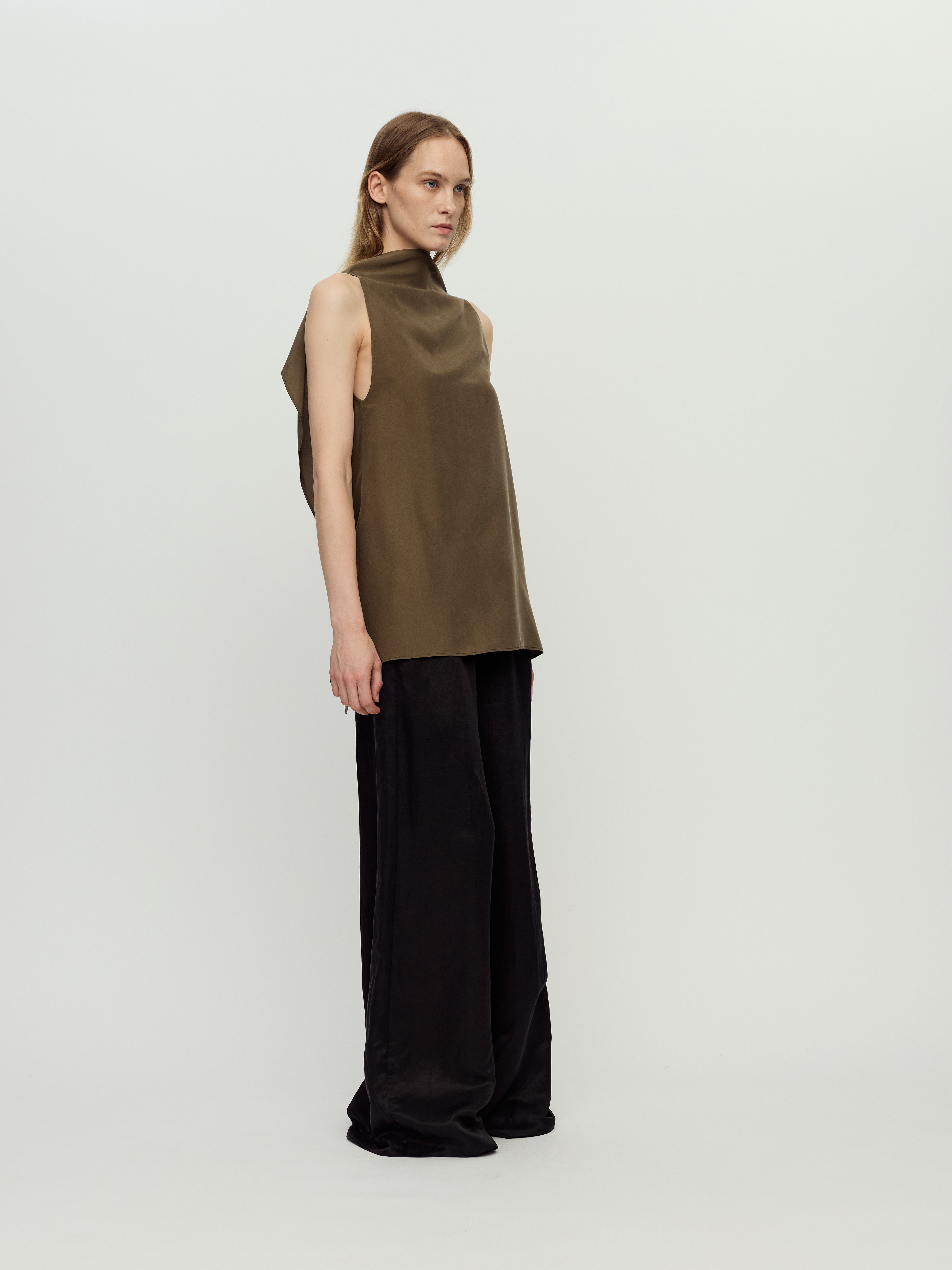 PRESS26 - OLIVE KUVA TOP