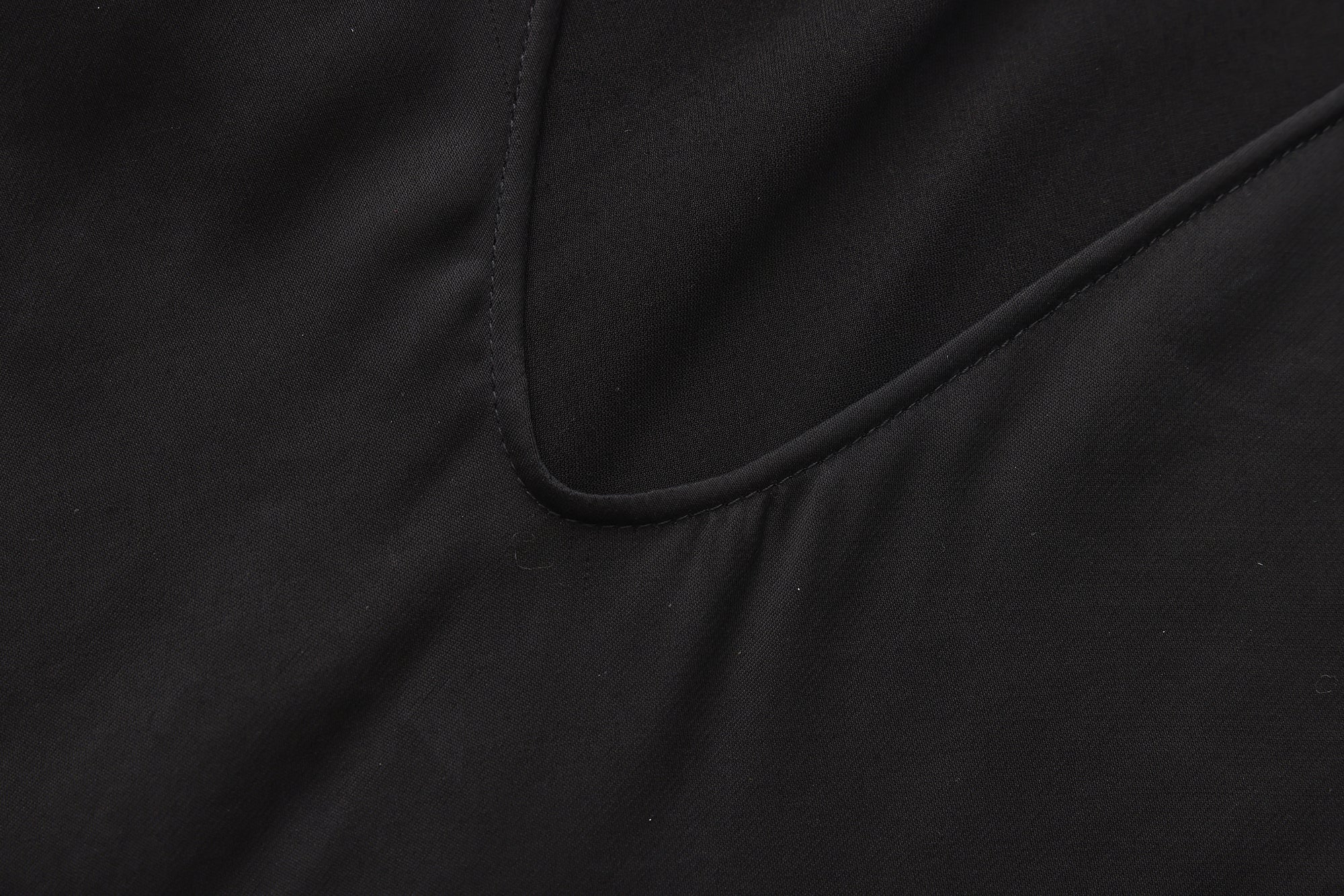 PREAW26 - OBSIDIAN SYROS TOP