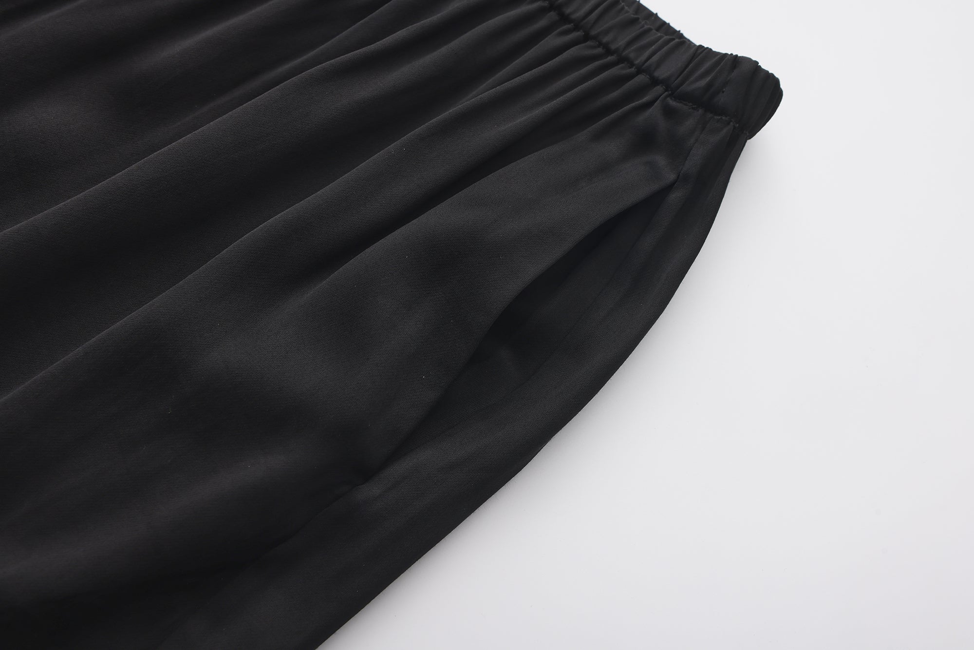 PREAW26 - OBSIDIAN LOUNGE TROUSERS