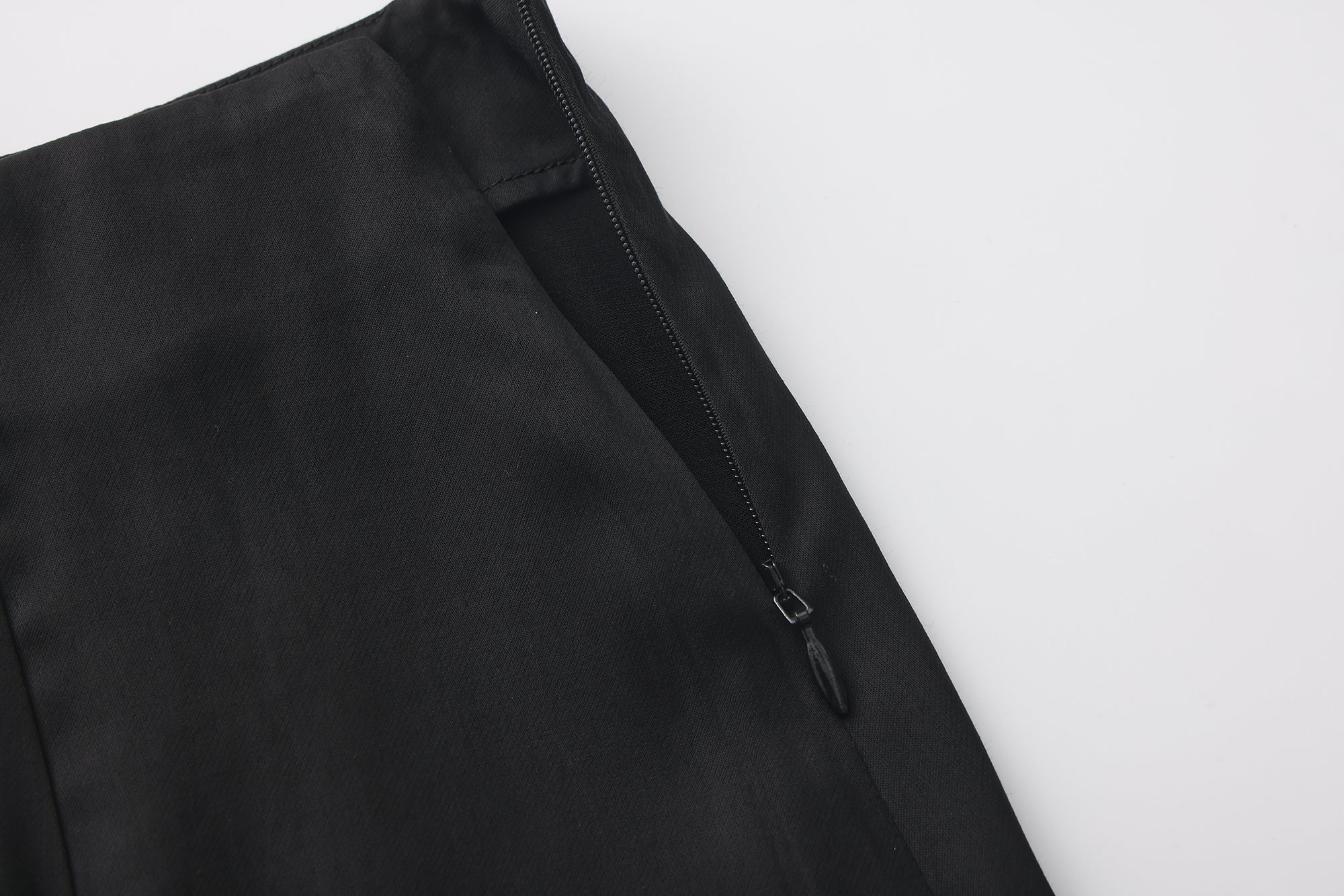 PREAW26 - OBSIDIAN NOSS SKIRT