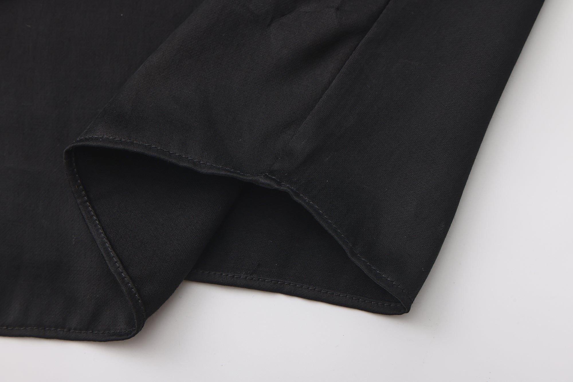 PREAW26 - OBSIDIAN SAVAI LONG JACKET