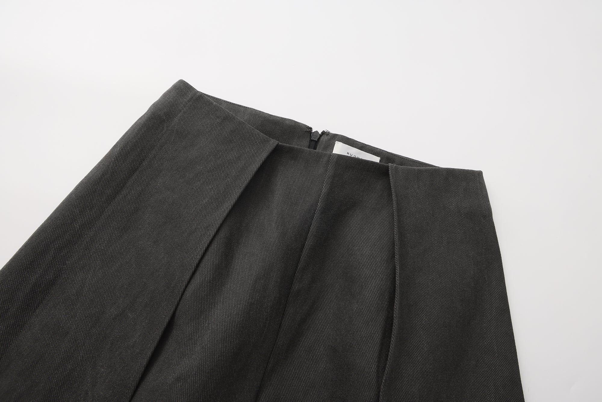 PRESS26 - GRAPHITE MOREA PANTS