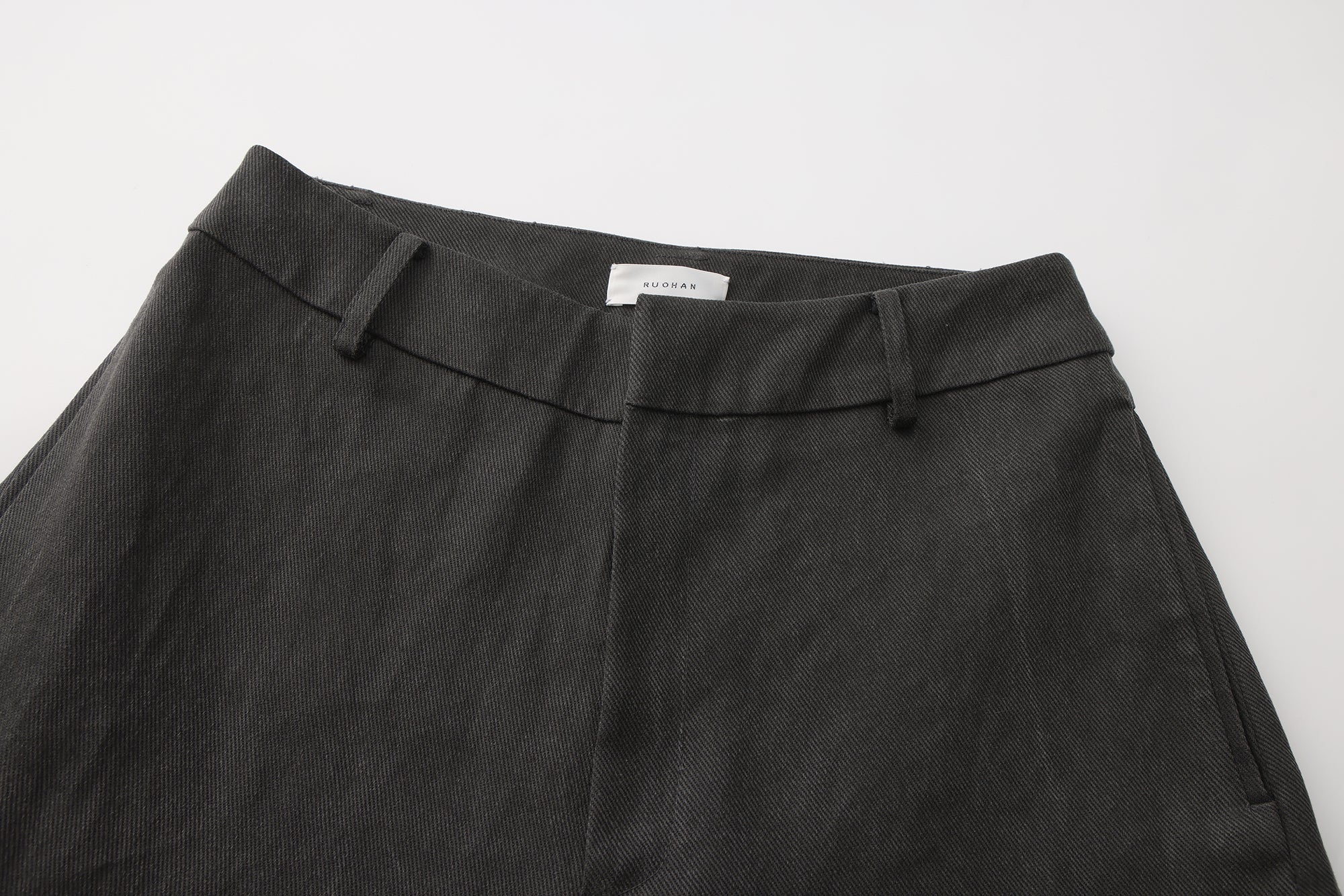 PRESS26 - GRAPHITE DIAGNAL PANTS