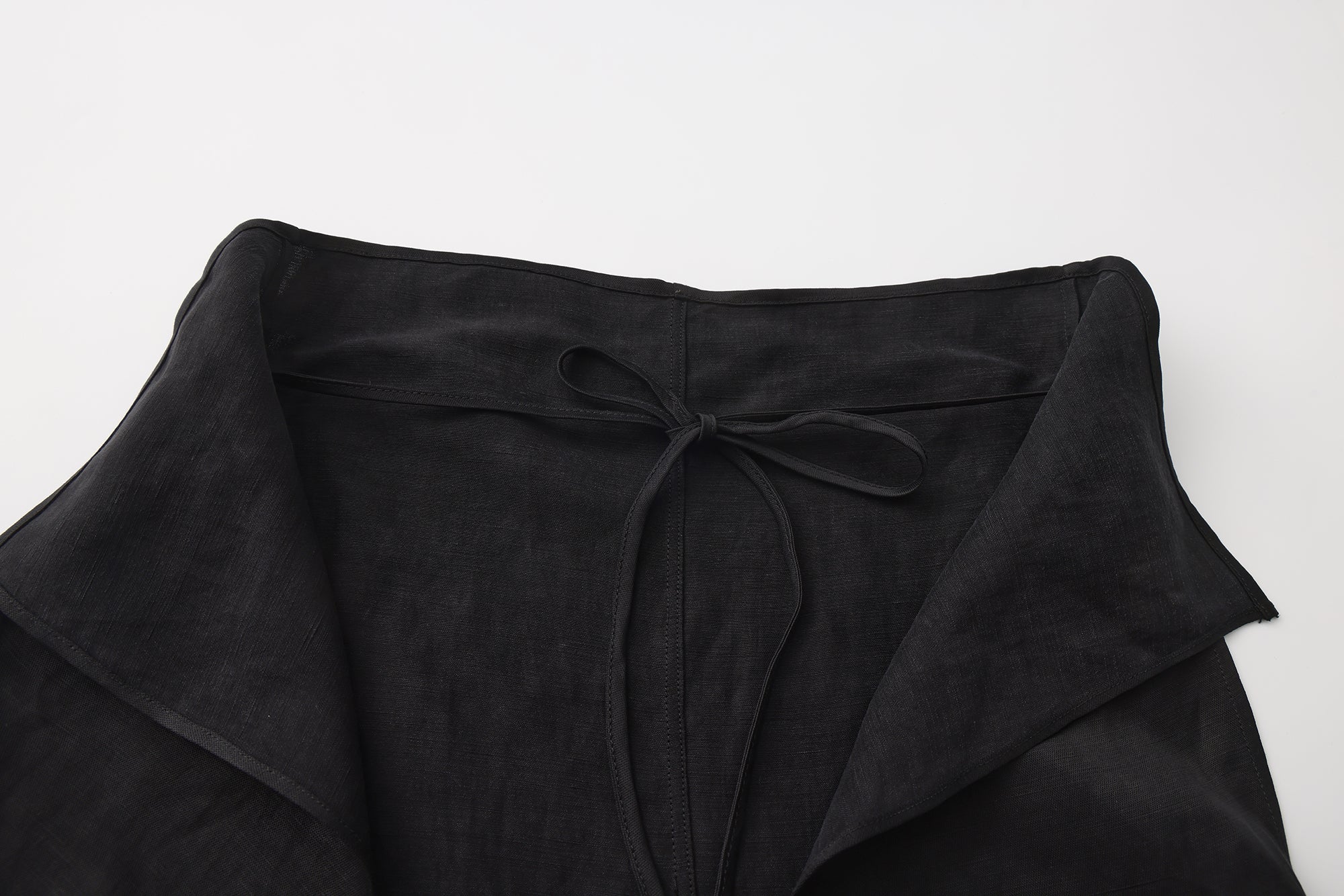 PRESS26 - ONYX KUVA DRESS