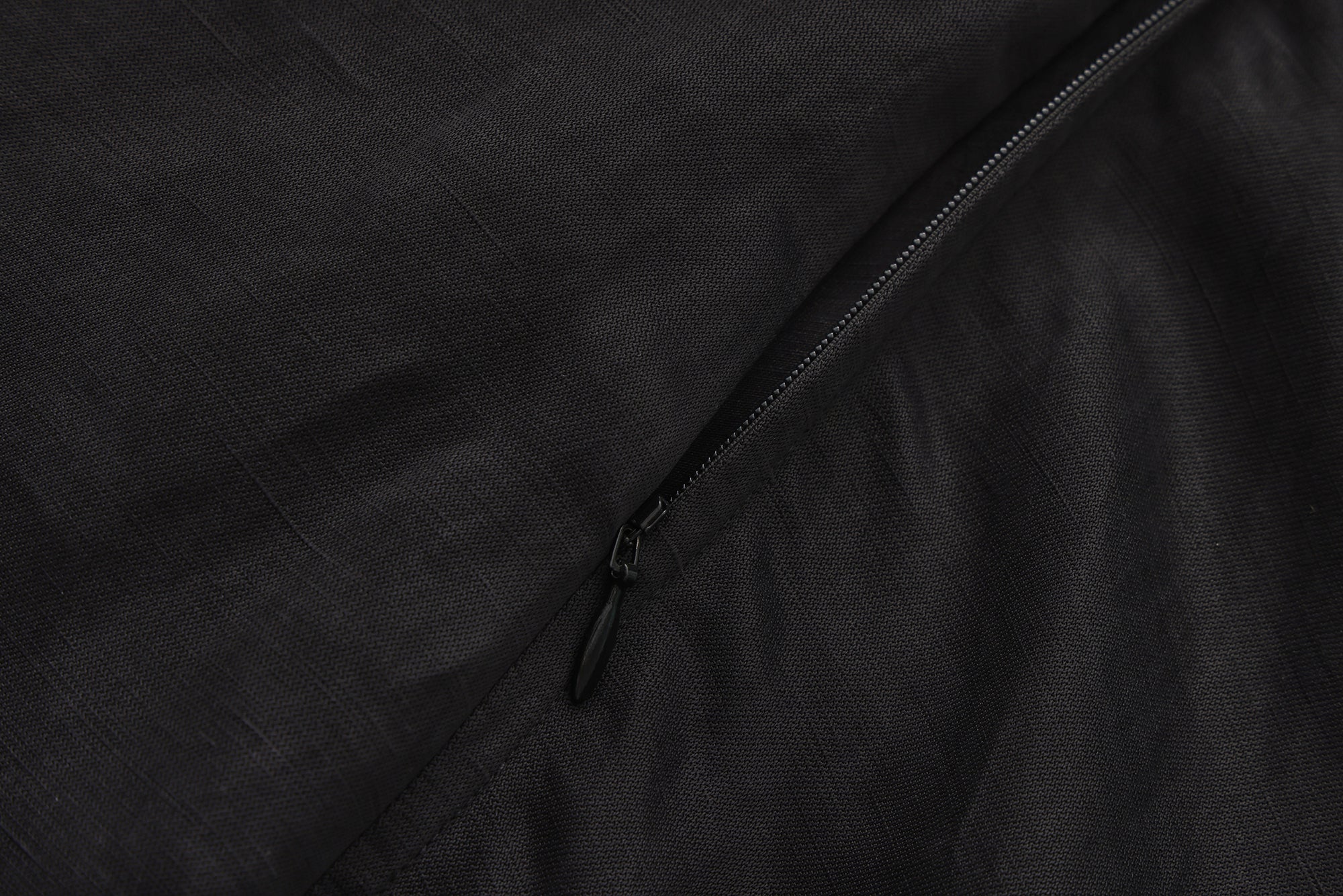 PRESS26 - ONYX KUVA DRESS