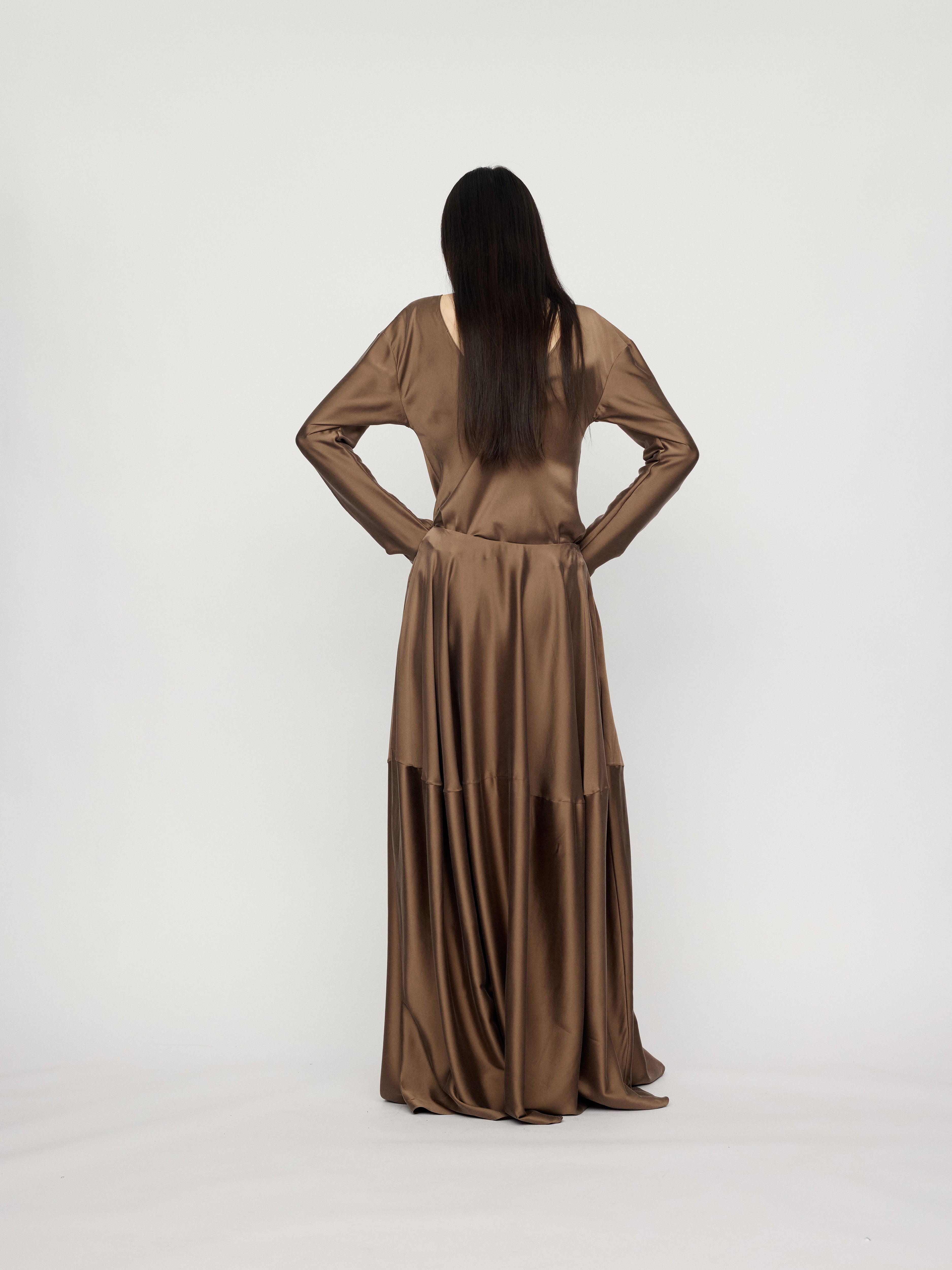 PREAW26 - MOONSTONE TIREE SKIRT