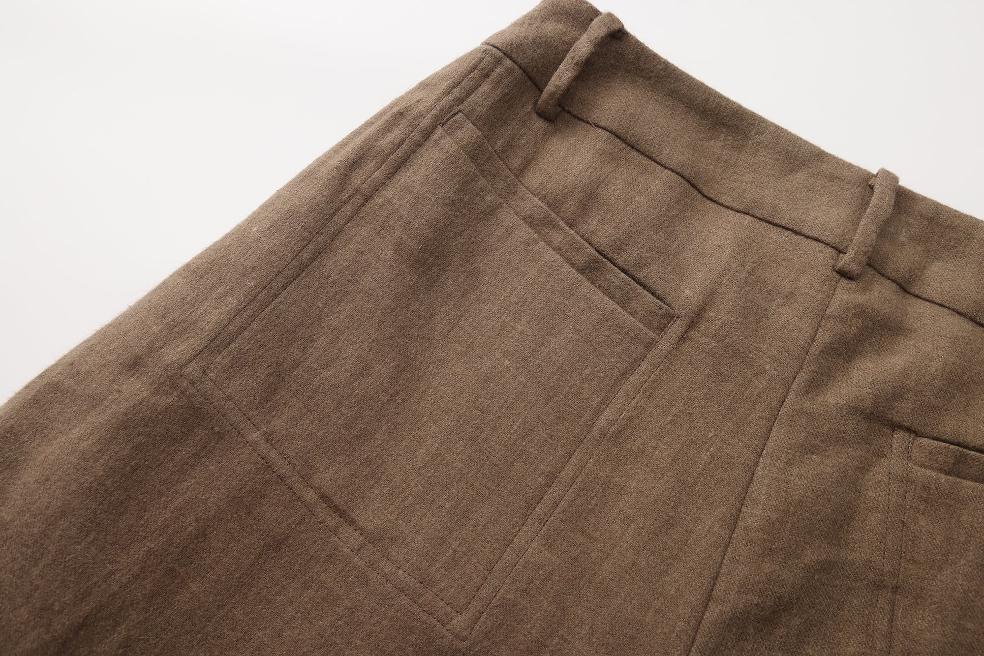 PRESS26 - ELM DIAGNAL PANTS