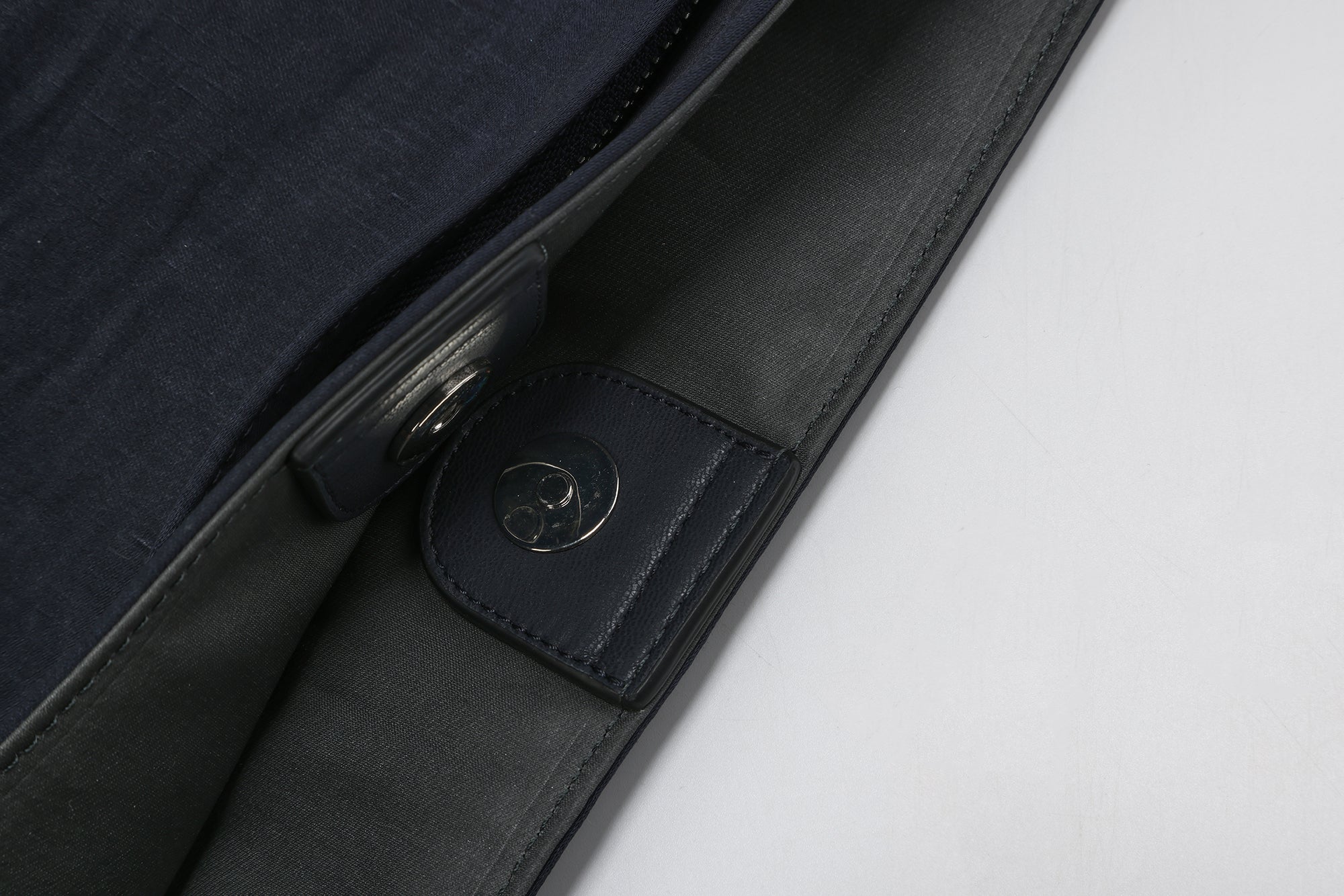 PREAW26 - AZURITE LAMU BAG