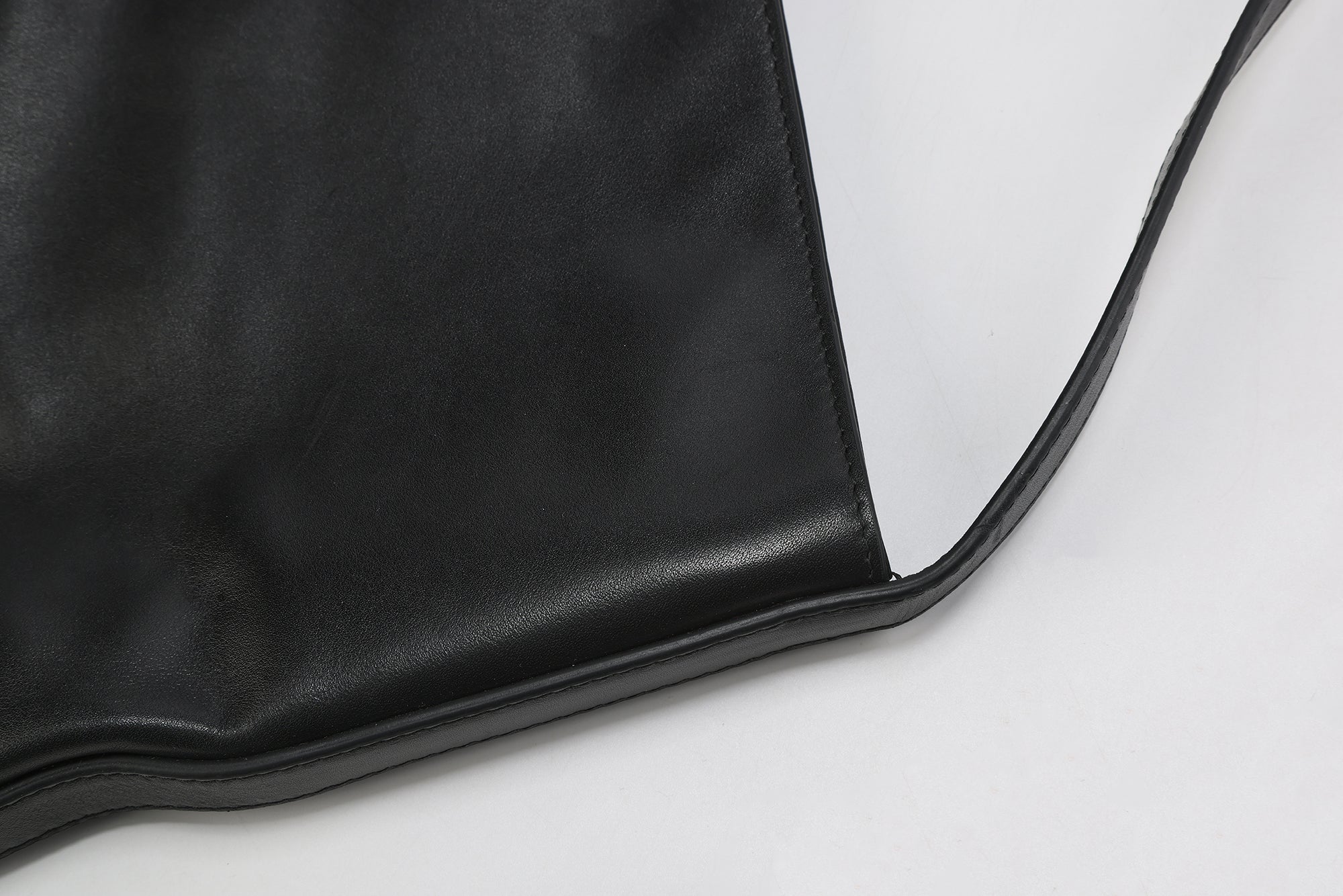PREAW26 - BLACK ARTIST BAG