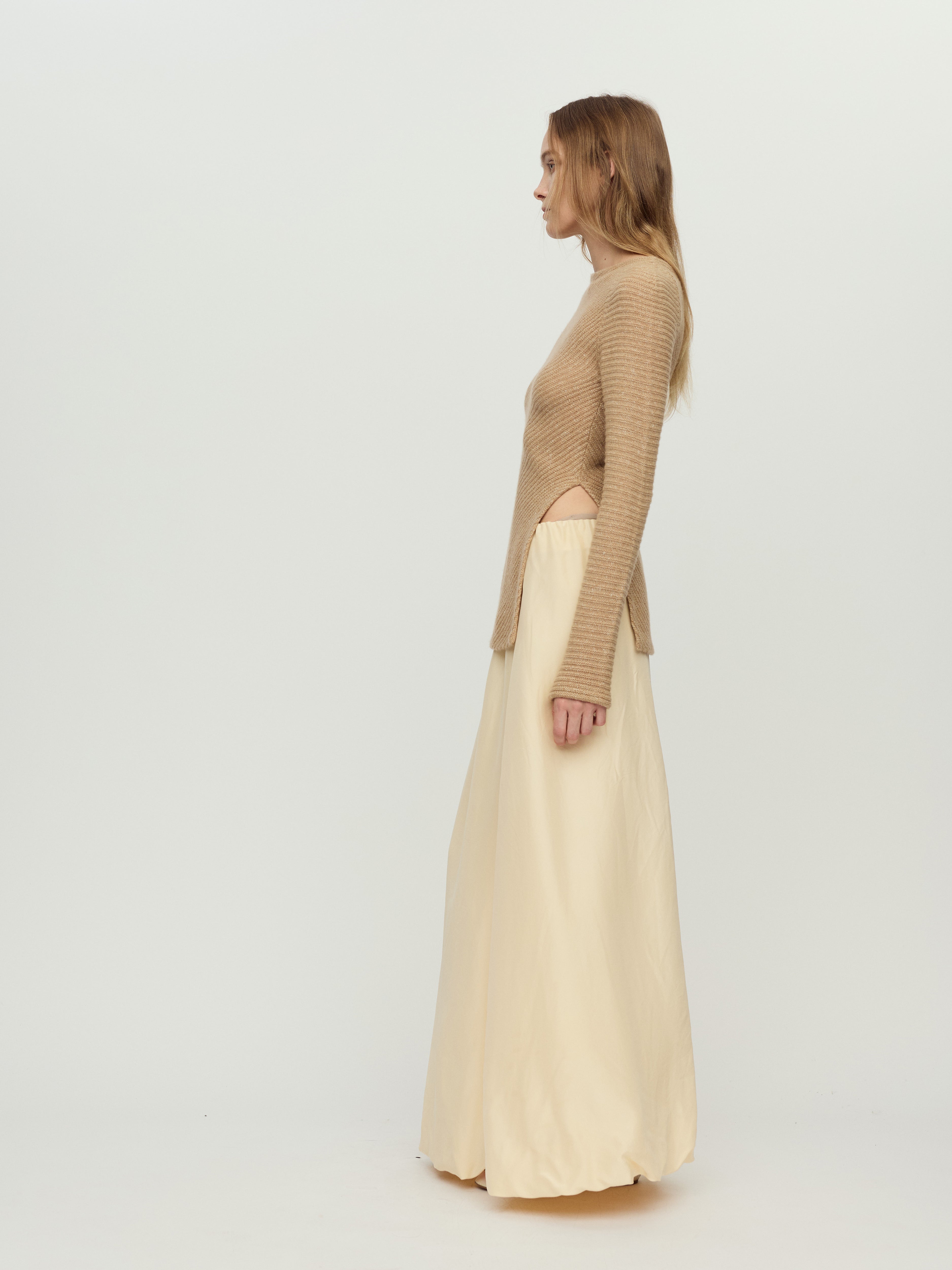 PRESS26 - LATTE OLEN TOP