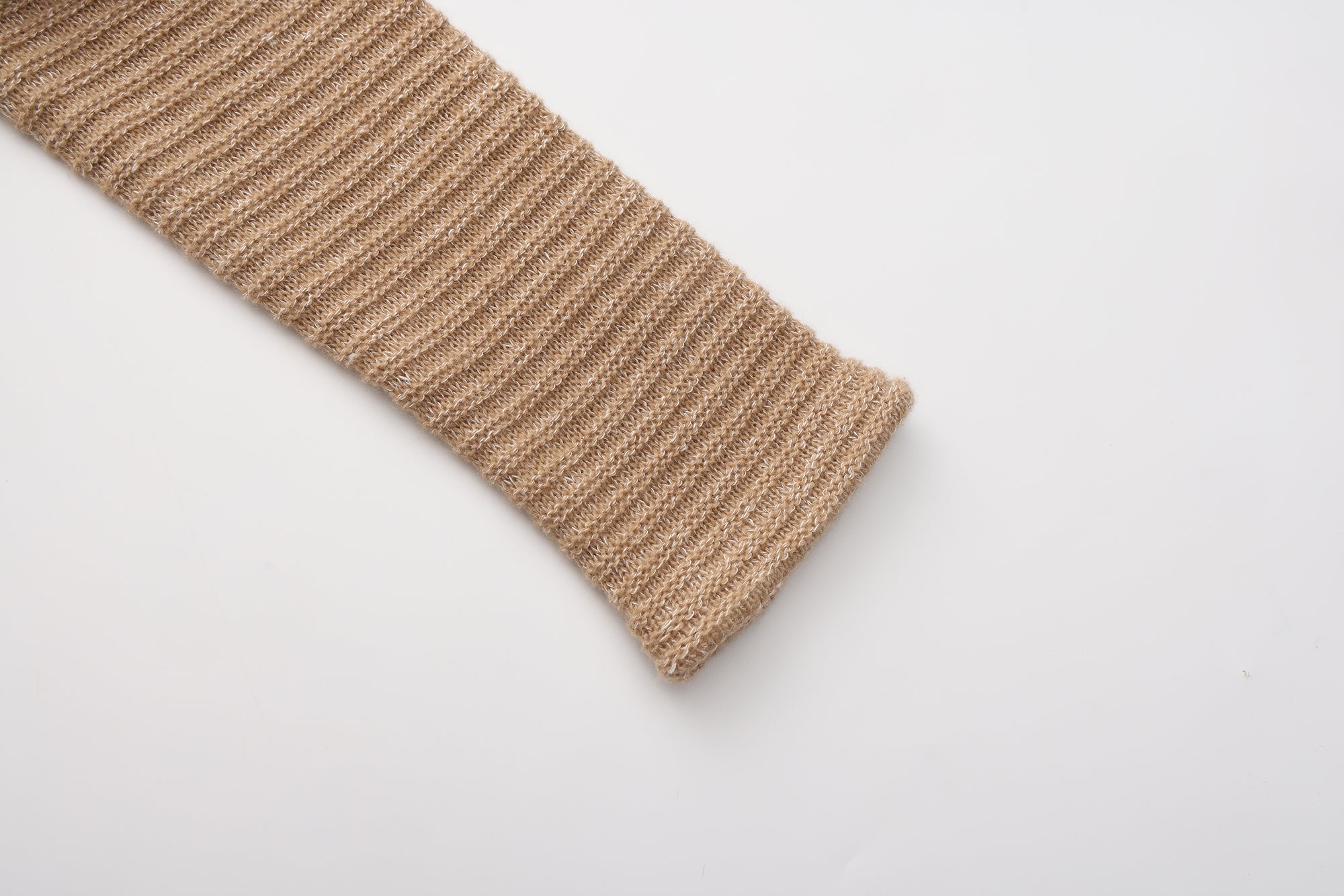 PRESS26 - LATTE OLEN TOP