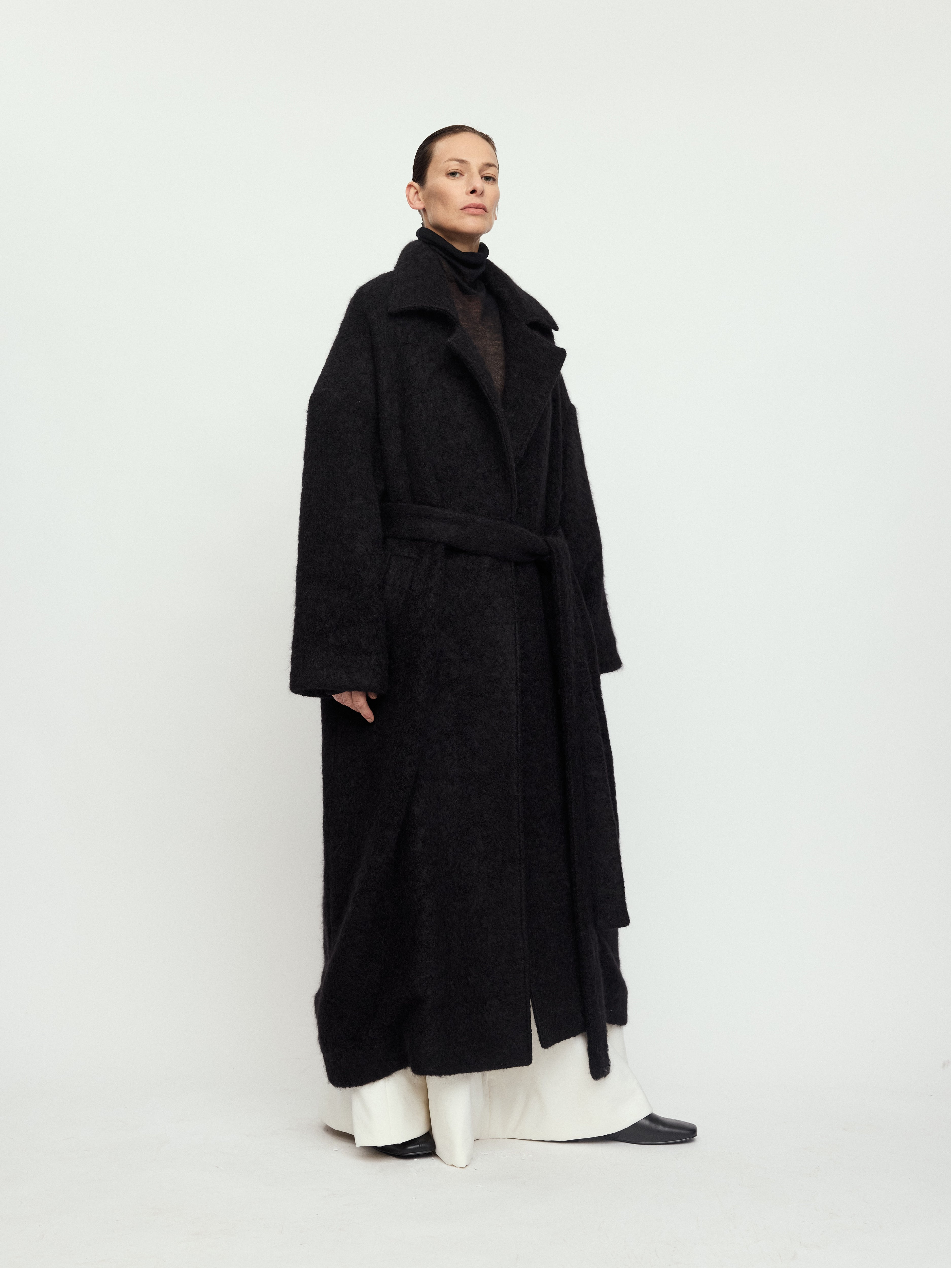 AW25 - EBONY BLACK CORA COAT