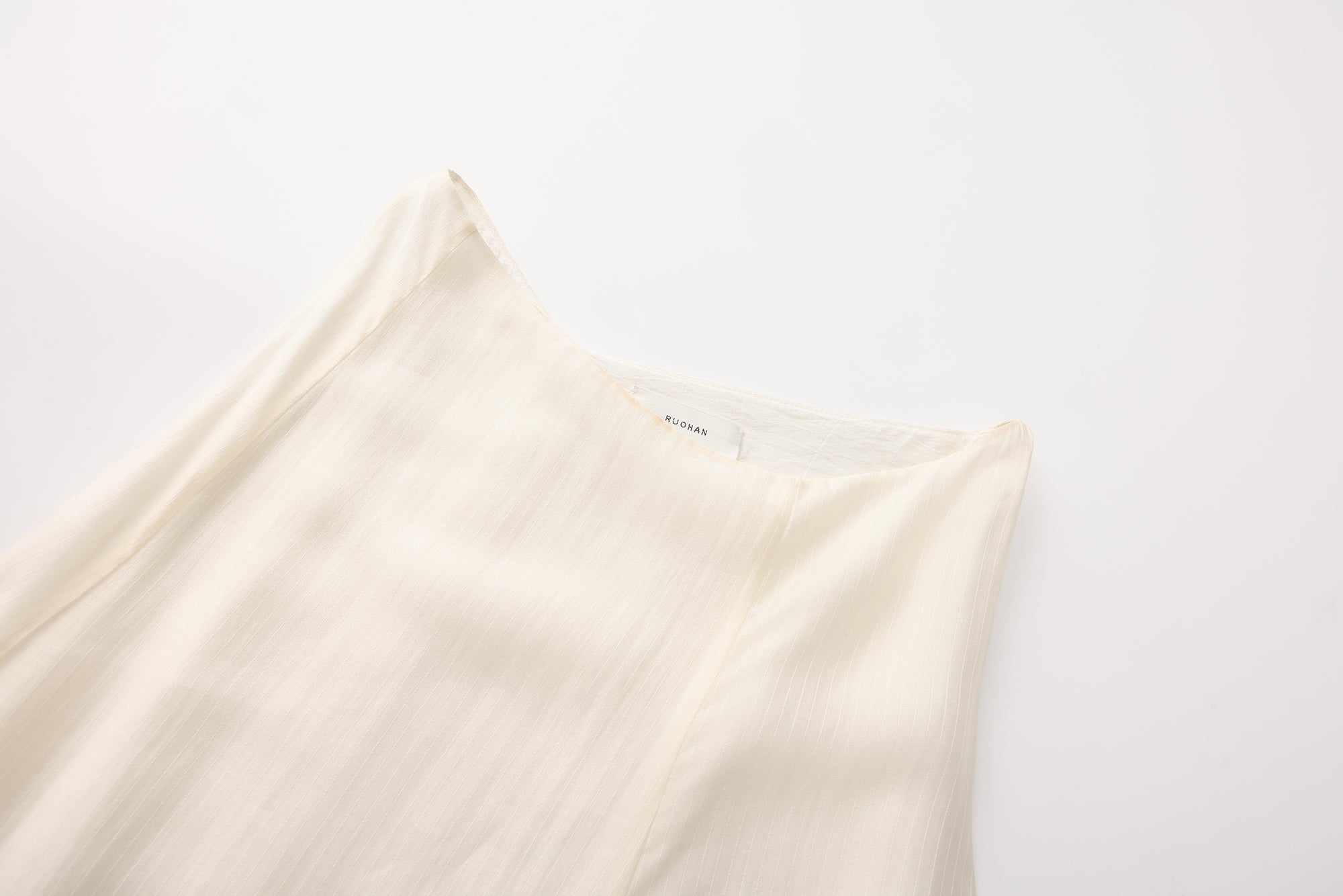 SS26 - PORCELAIN SENJA DRESS