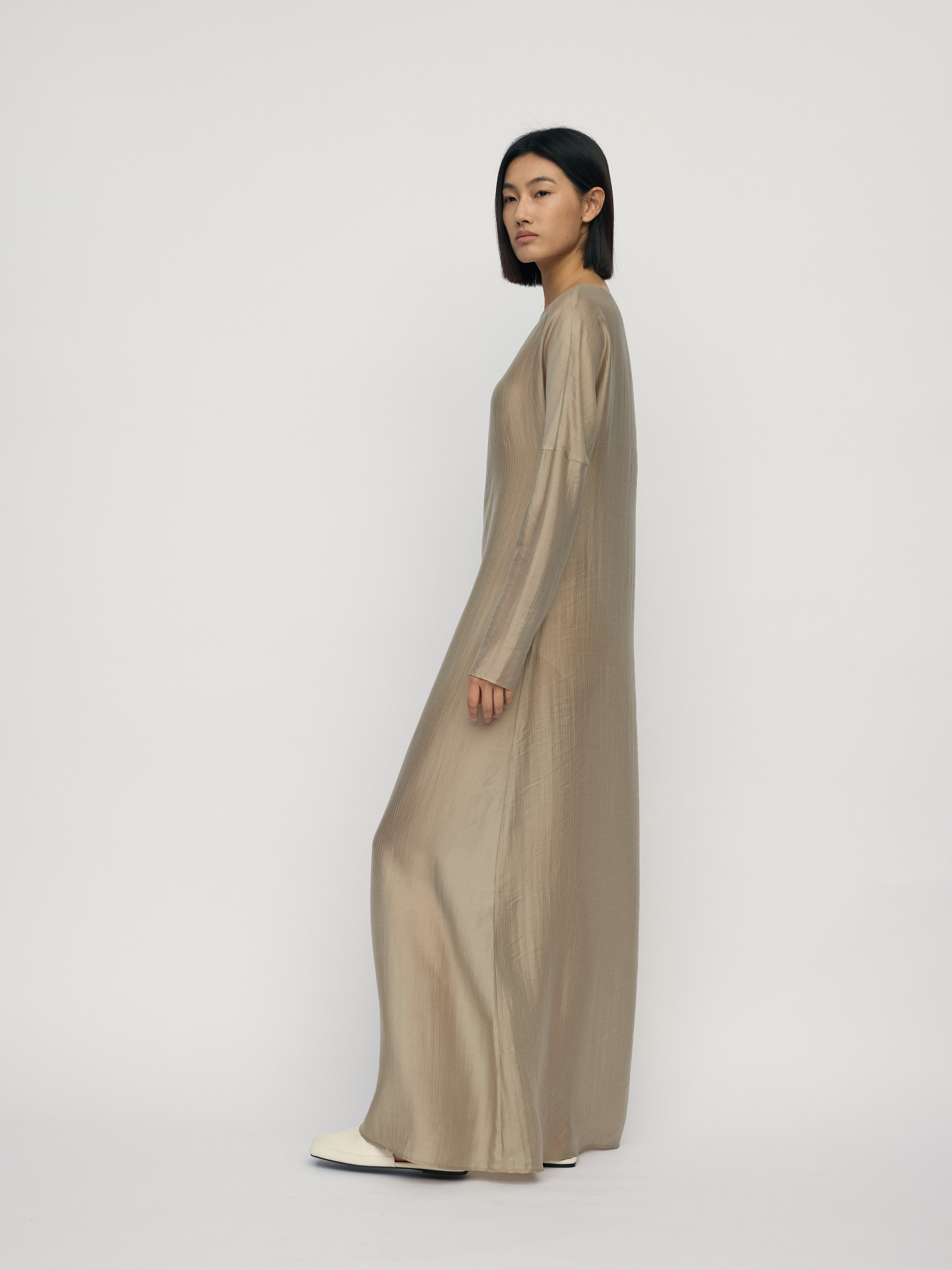 SS26 - AMBER LOFE DRESS