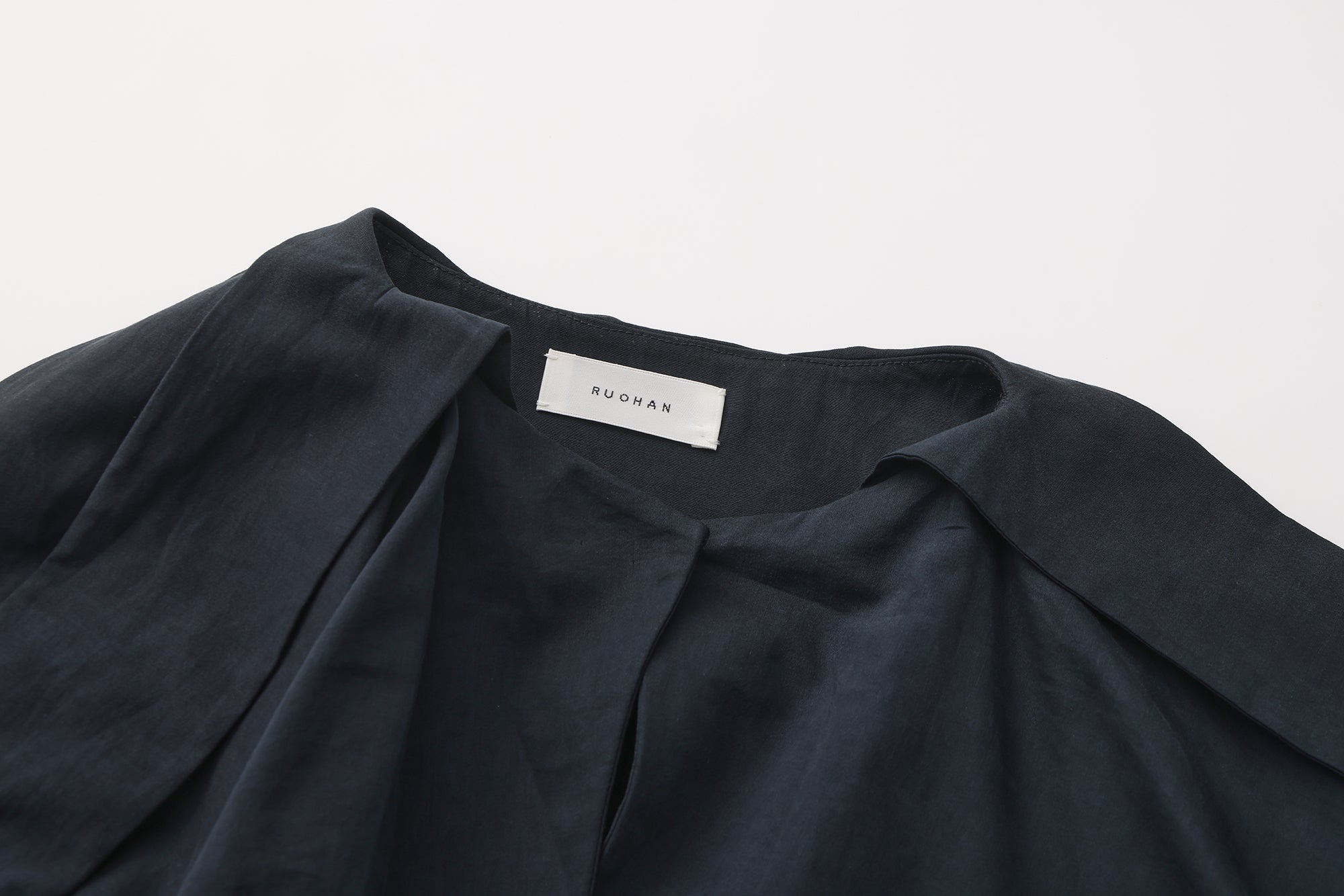 SS26 - DEEP INDIGO ULVA TRENCH