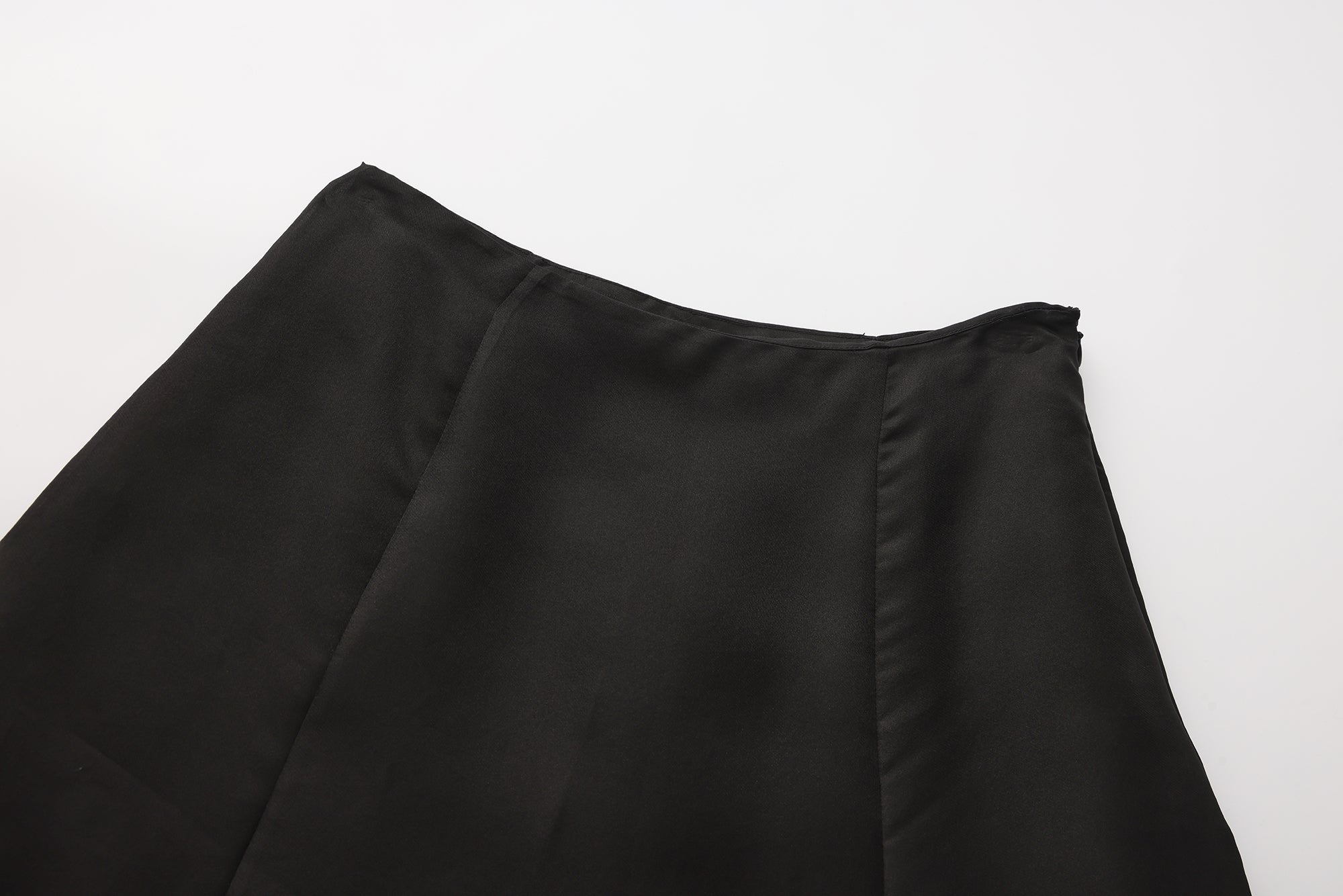 SS26 - EBONY COCOON SKIRT