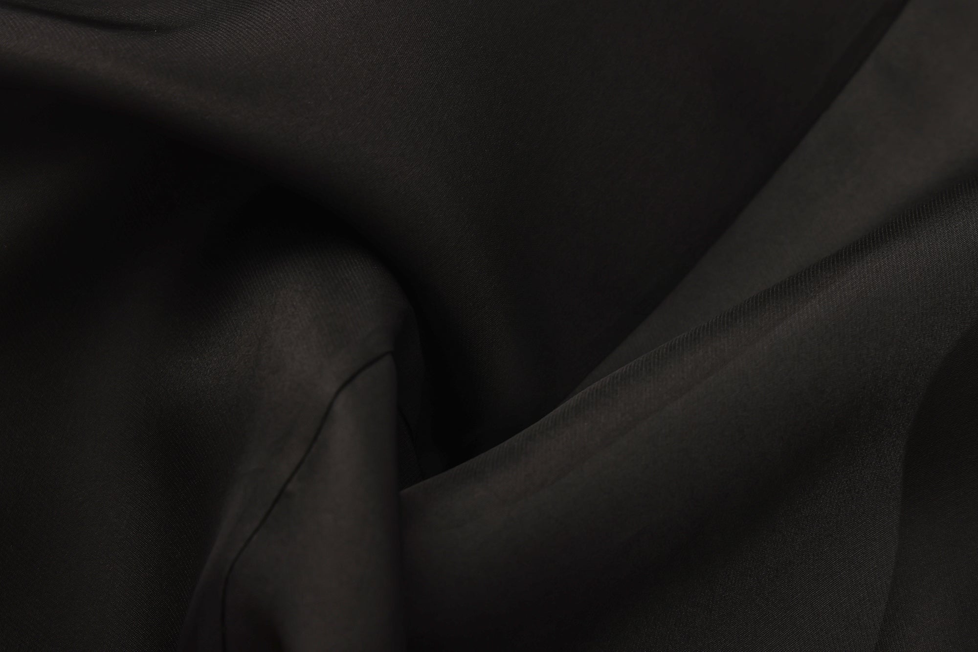 SS26 - EBONY PRAS LONG TRENCH