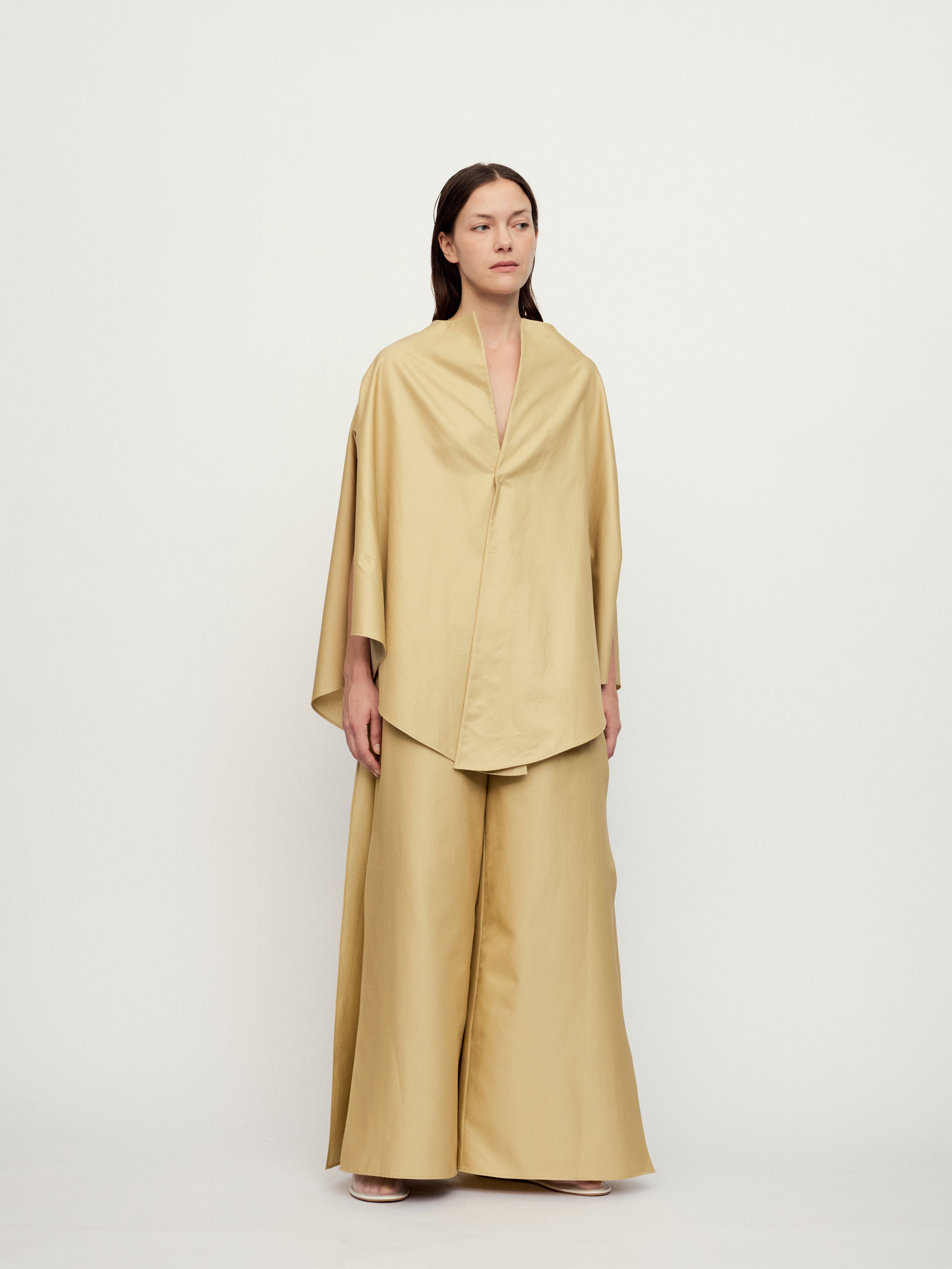 SS25 - DARK MOON BURU CAPE
