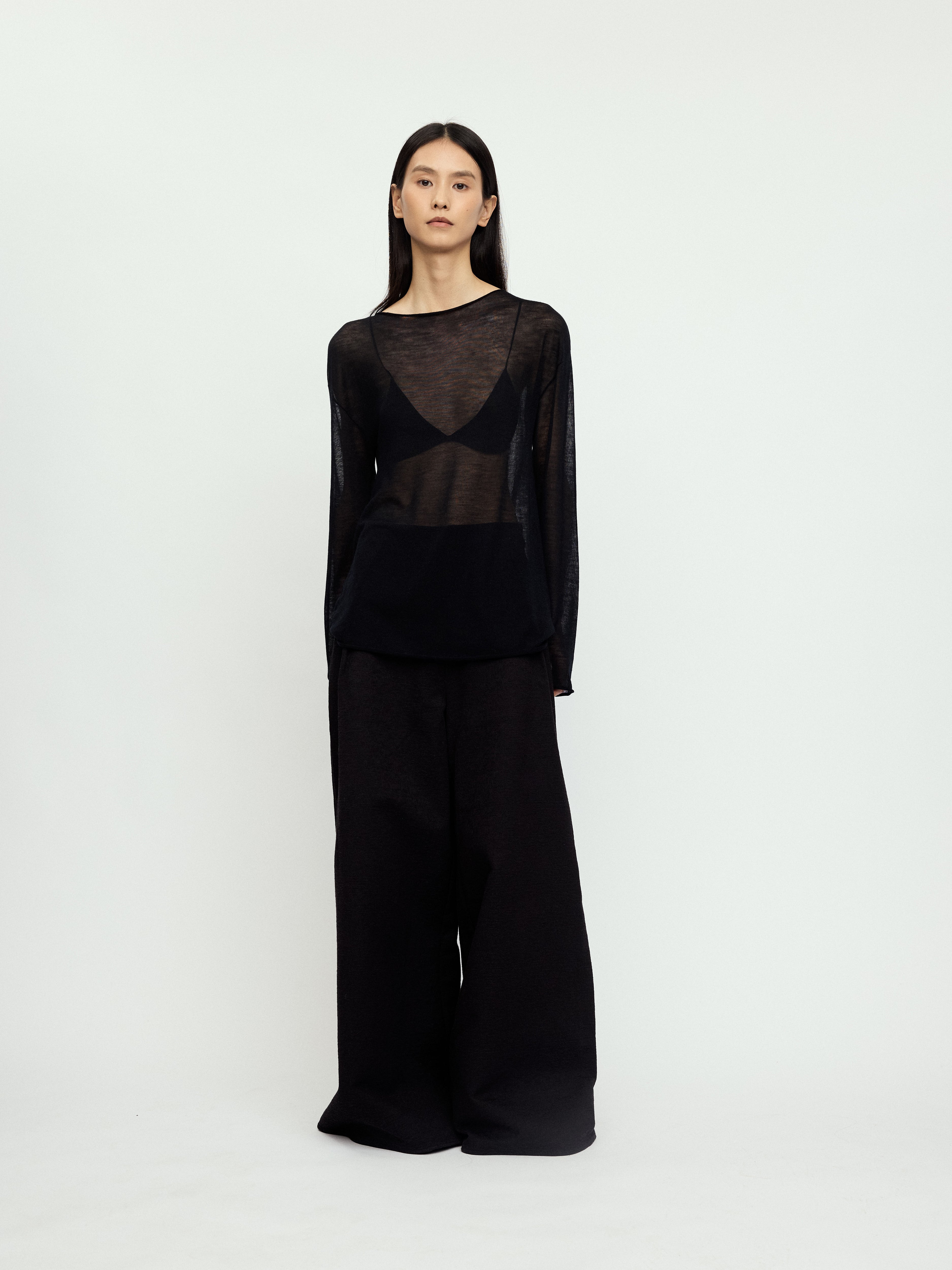 AW25 - BLACK ALBA TOP