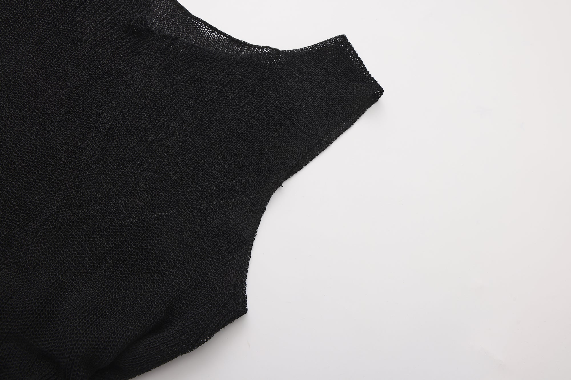 SS26 - BLACK NAMU TOP