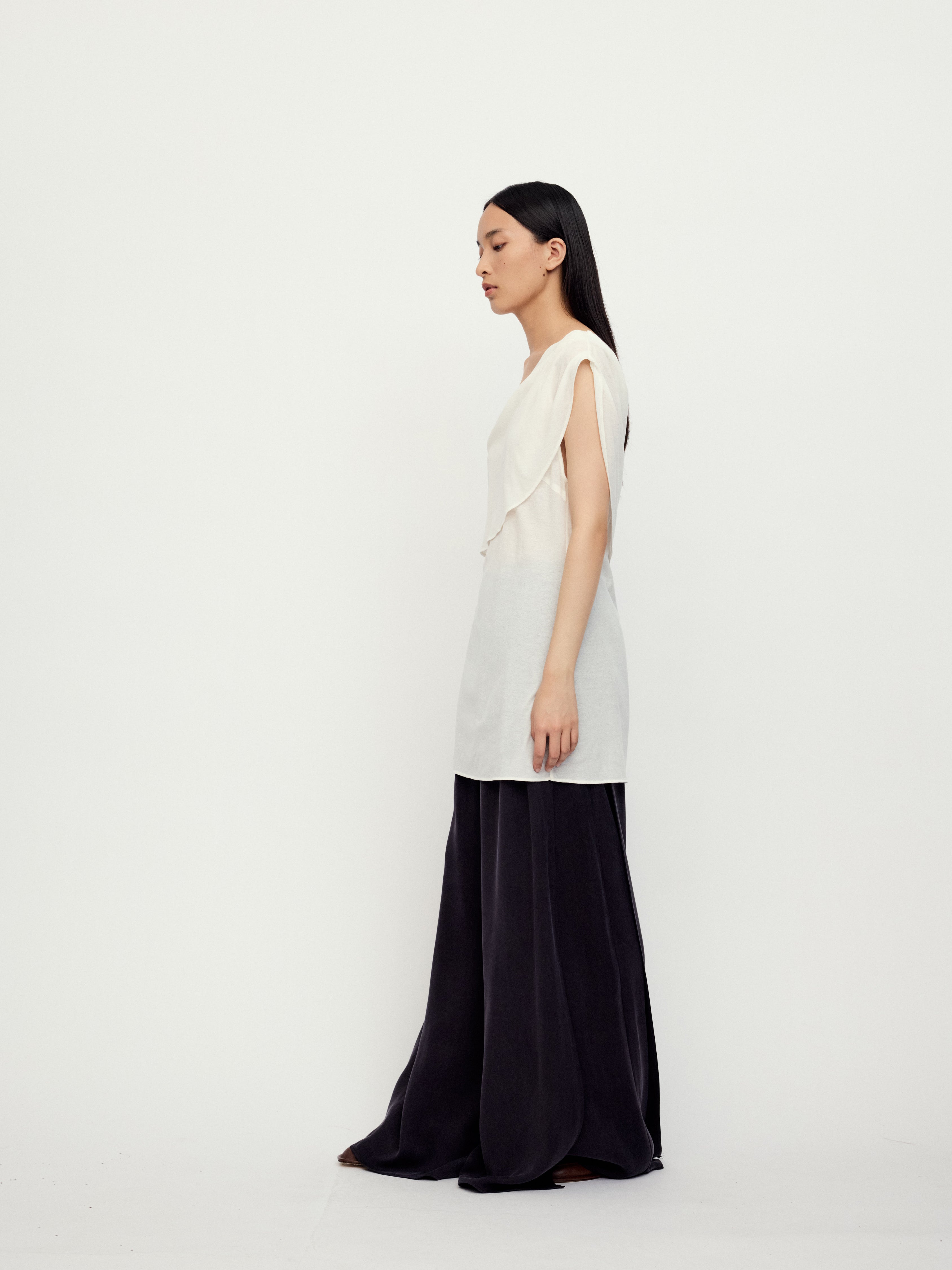SS25 - CERAMIC WHITE DEVON TOP
