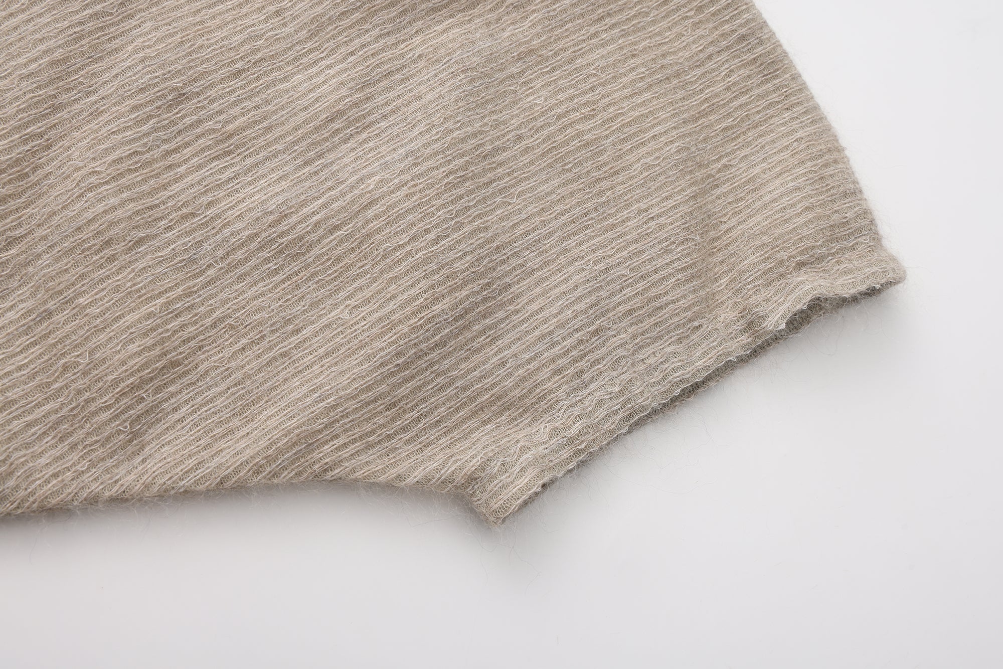 SS26 - CAMEL STRIPE ASSU KNIT TOP