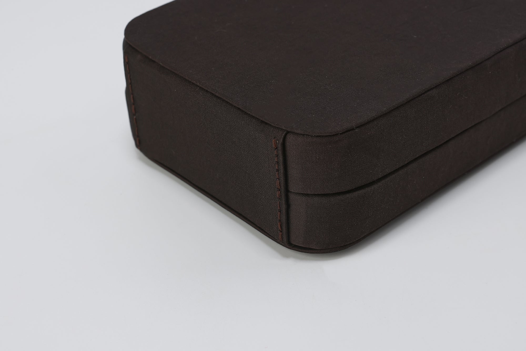 PREAW25 - SCORIA PHONE BAG