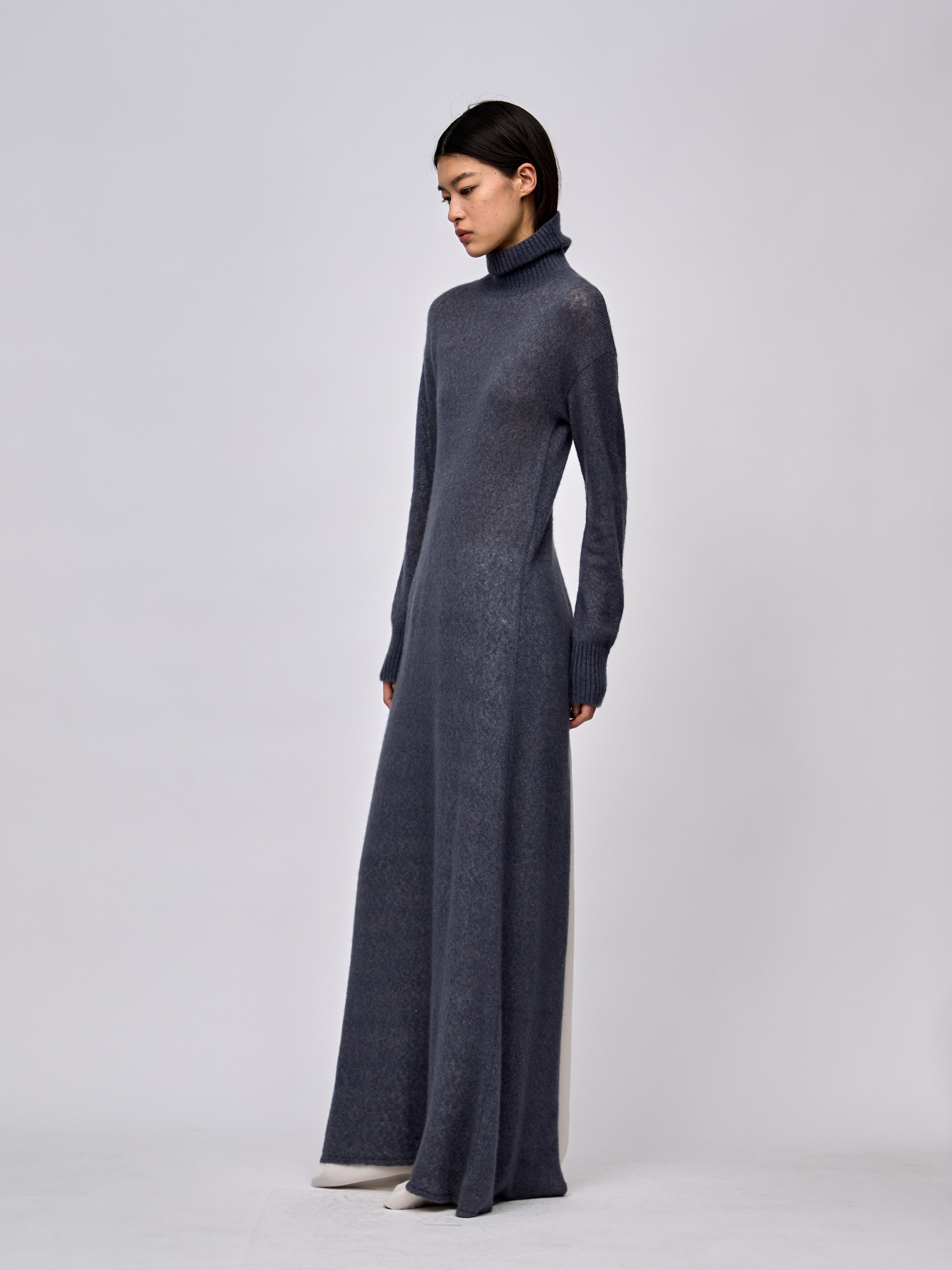 AW24 - OMBRE BLUE KNIT TERAINA DRESS