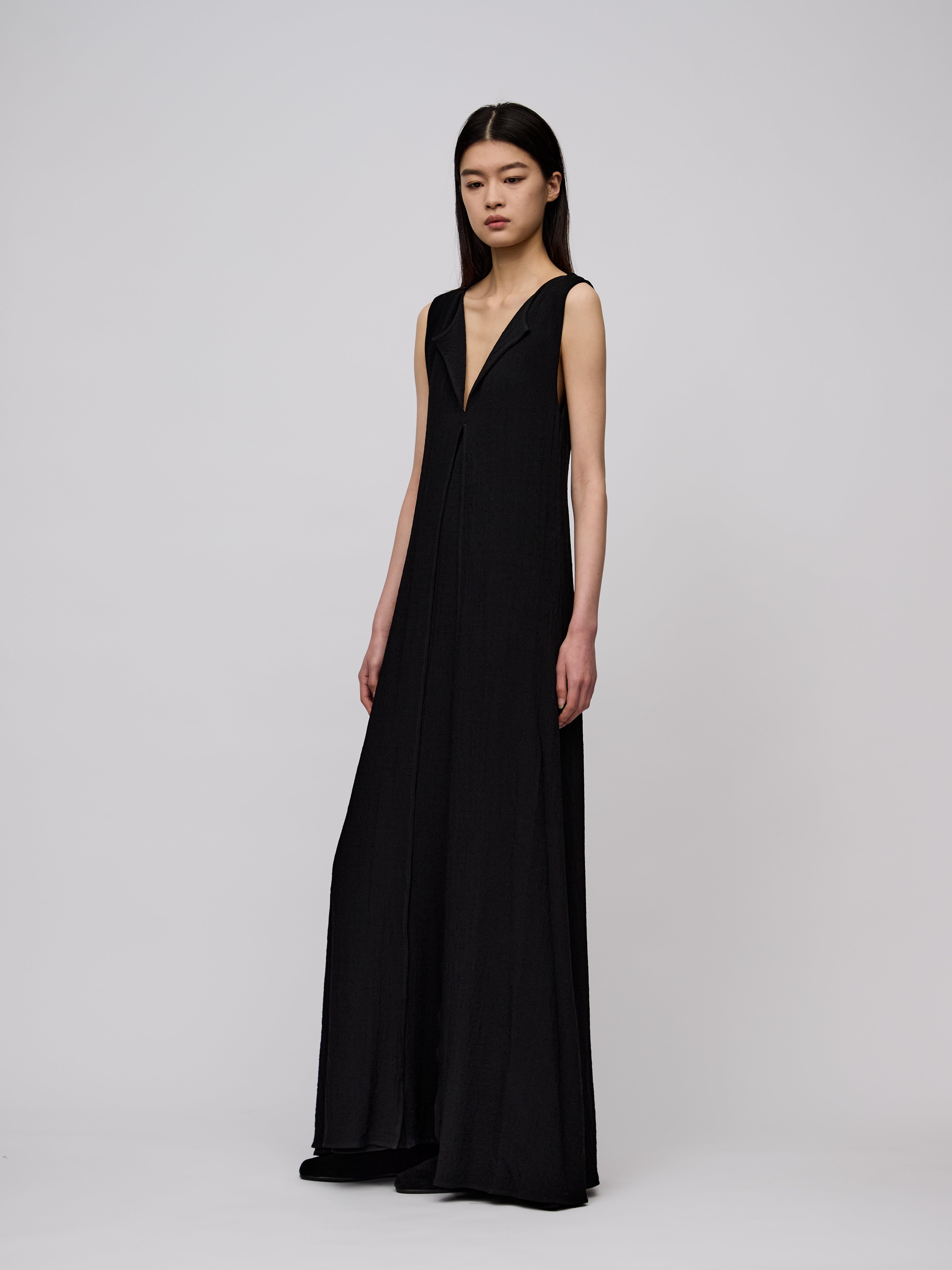 AW24 - BLACK ATAFU DRESS